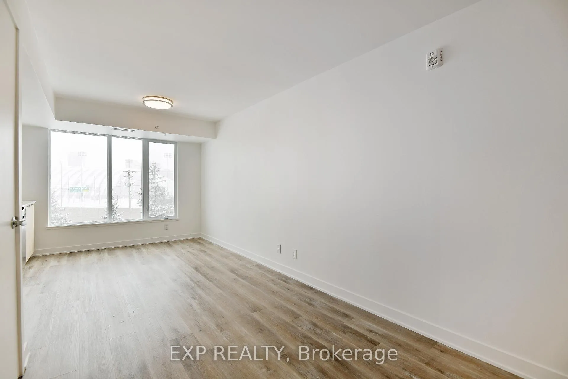 Photo 14 of Unit 302, 134 Robinson Avenue, Ottawa, Sandy Hill — HOMEH