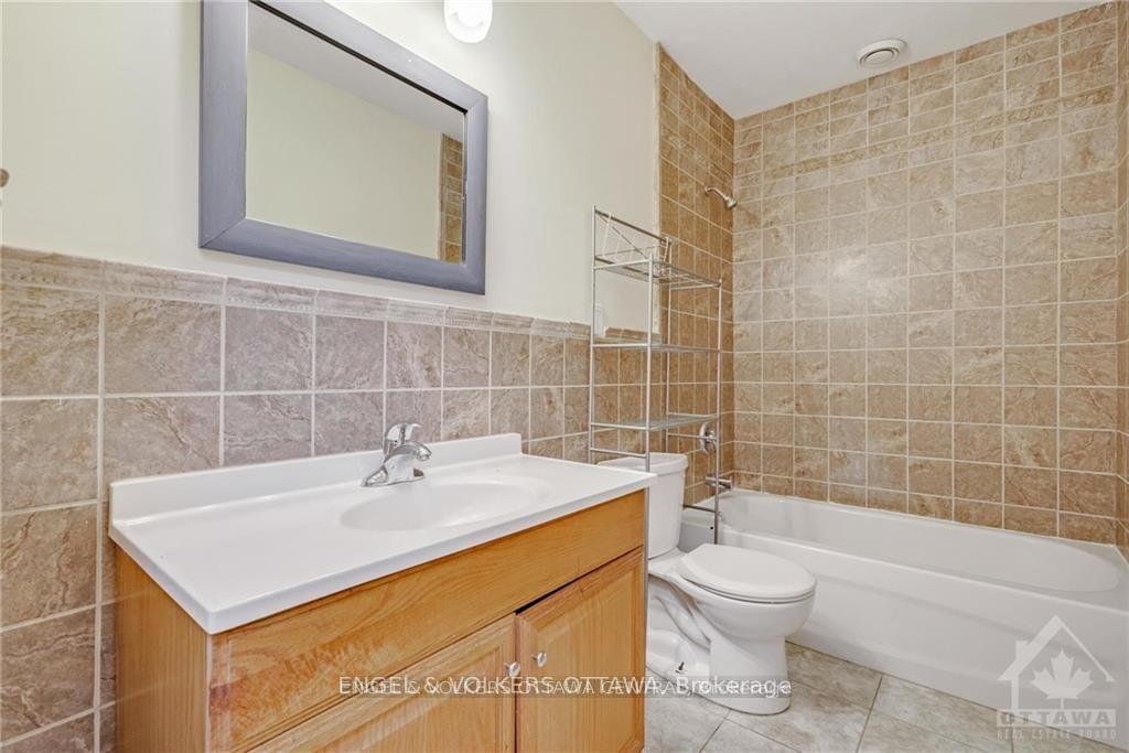 Photo 9 of Unit B, 462 Rideau Street, Ottawa, Sandy Hill — HOMEH