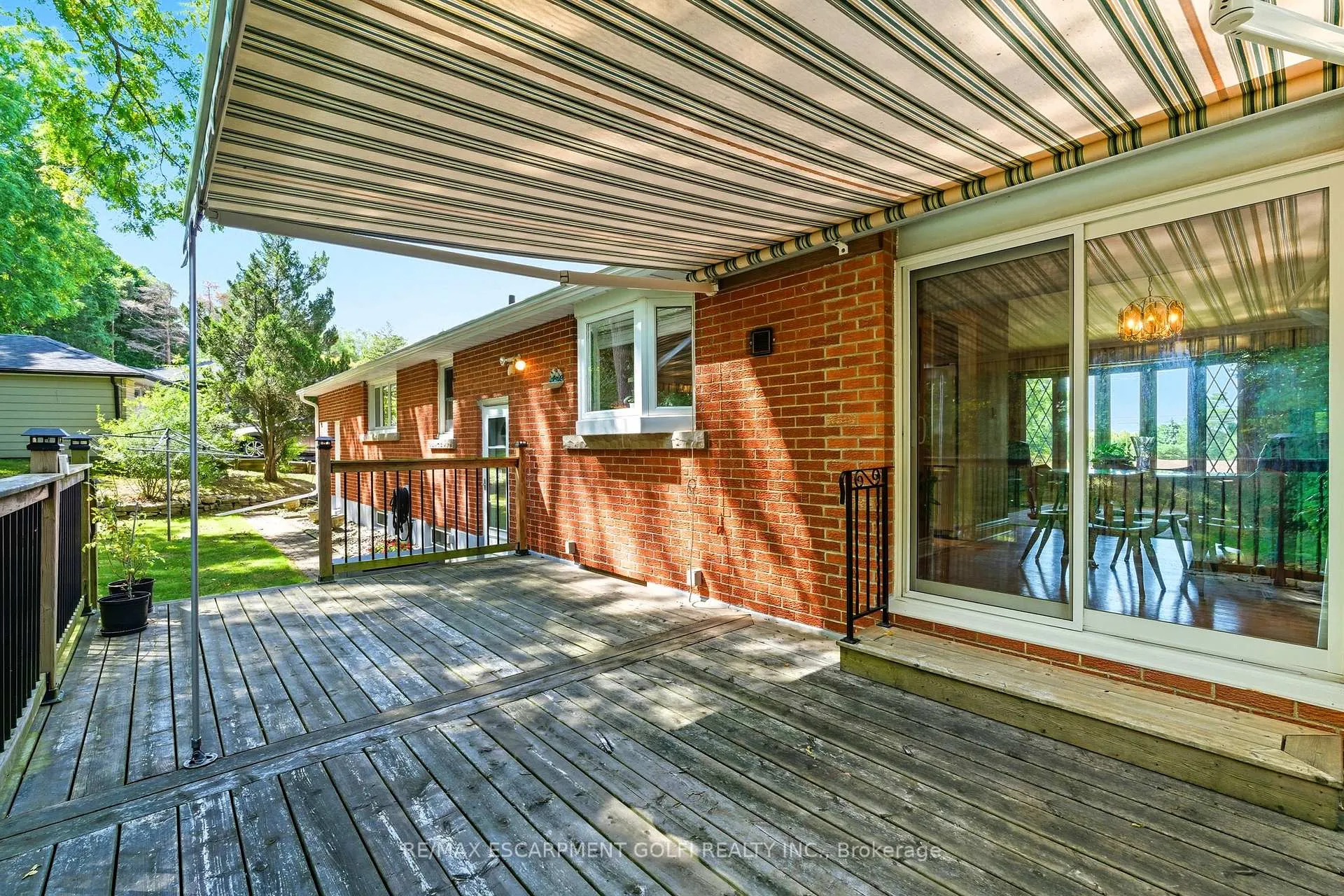 Photo 28 of 894 Bishop Place, Hamilton, Ancaster — HOMEH