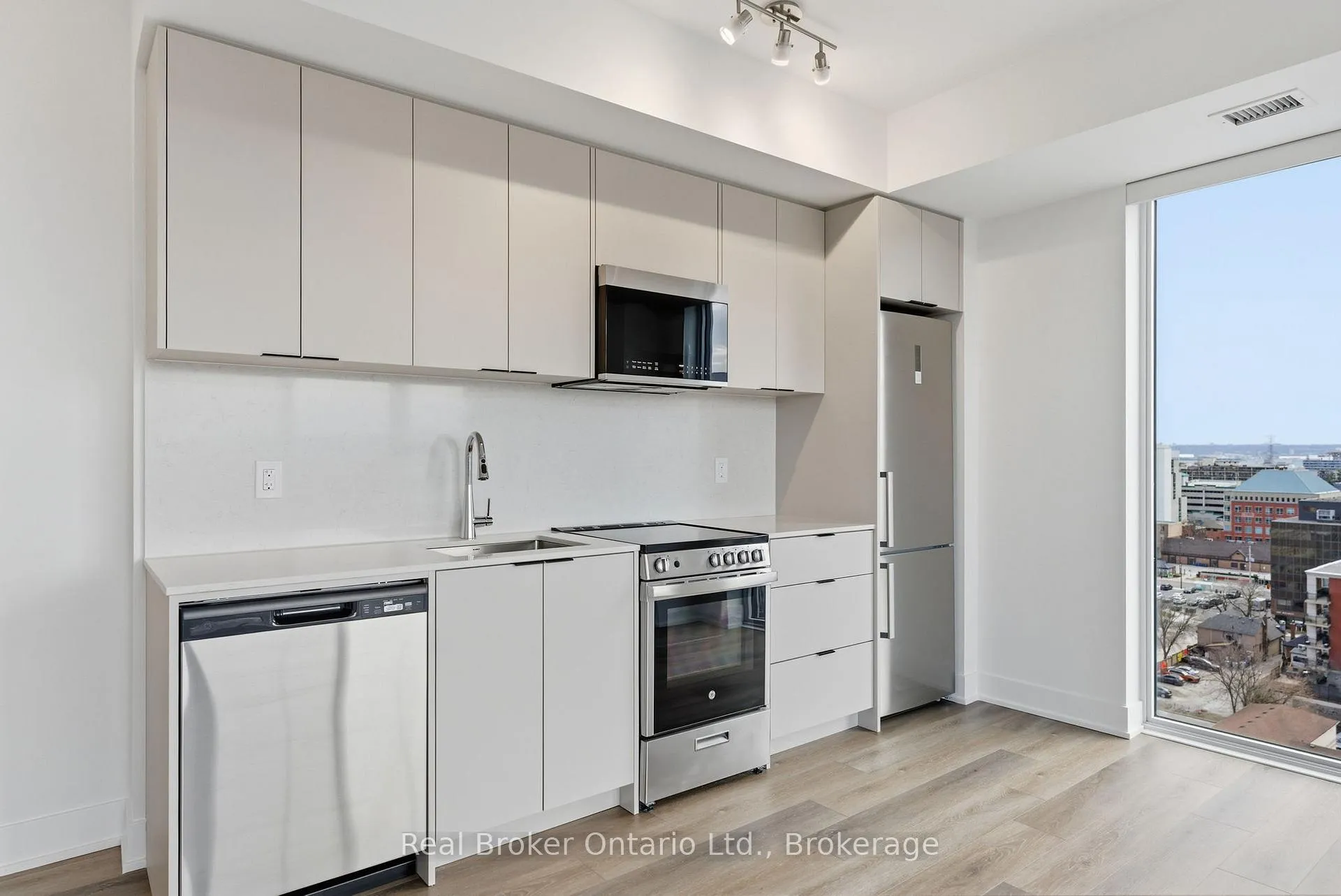 Photo 10 of Unit 1210, 2088 James Street, Burlington, Brant — HOMEH