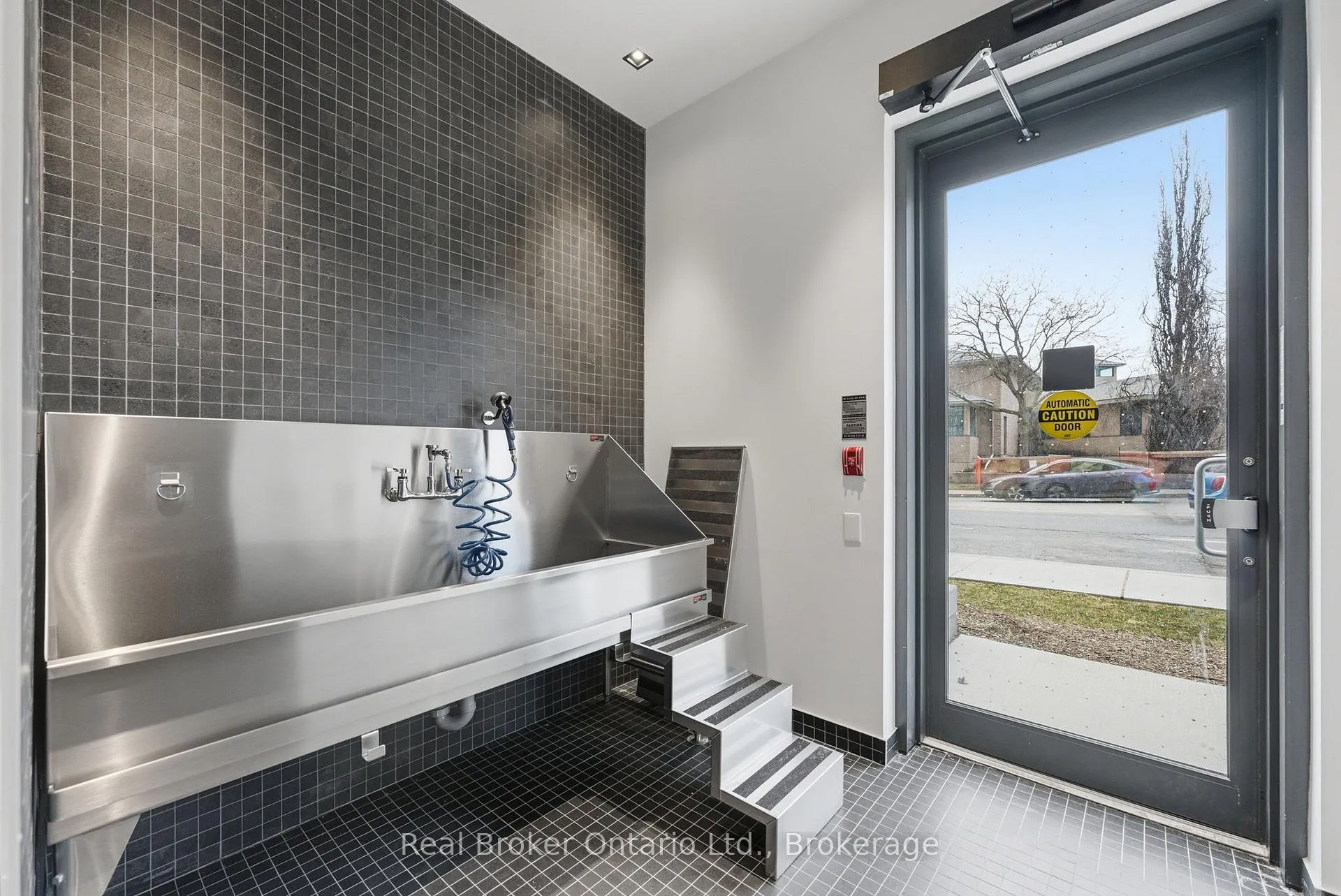 Photo 25 of Unit 1210, 2088 James Street, Burlington, Brant — HOMEH