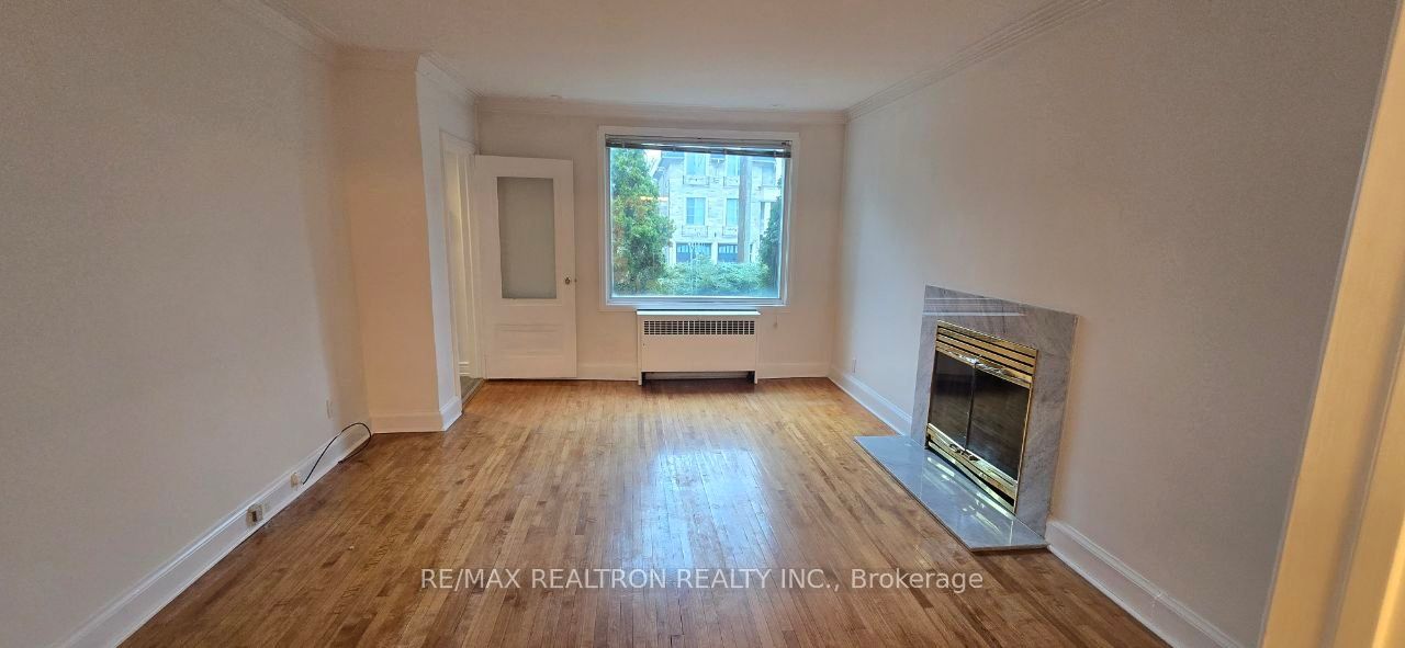 Photo 10 of 406 Glengarry Avenue, Toronto, Lawrence Park North — HOMEH