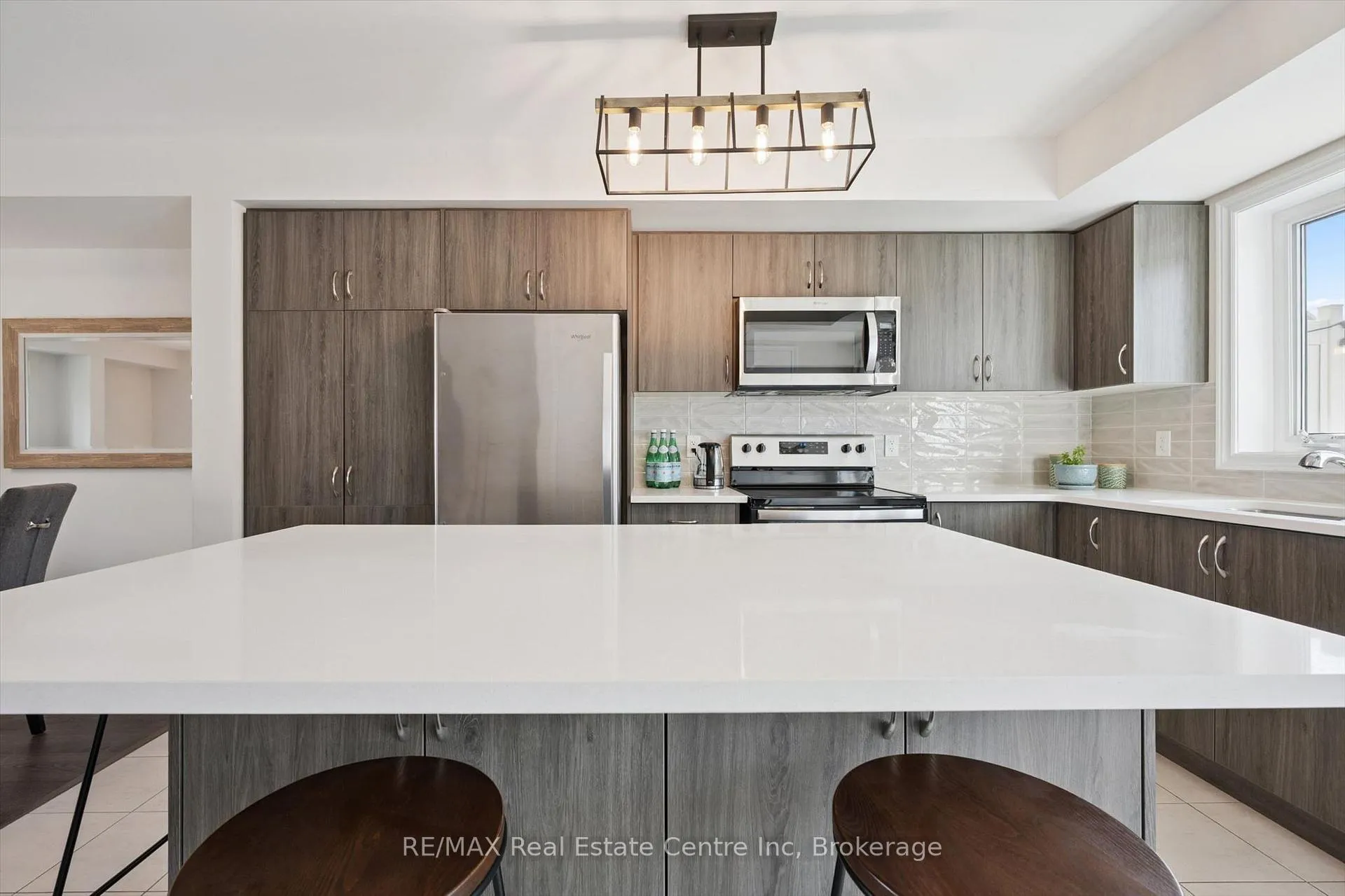 Photo 12 of Unit 9, 126 Watson Parkway N, Guelph, Grange Road — HOMEH