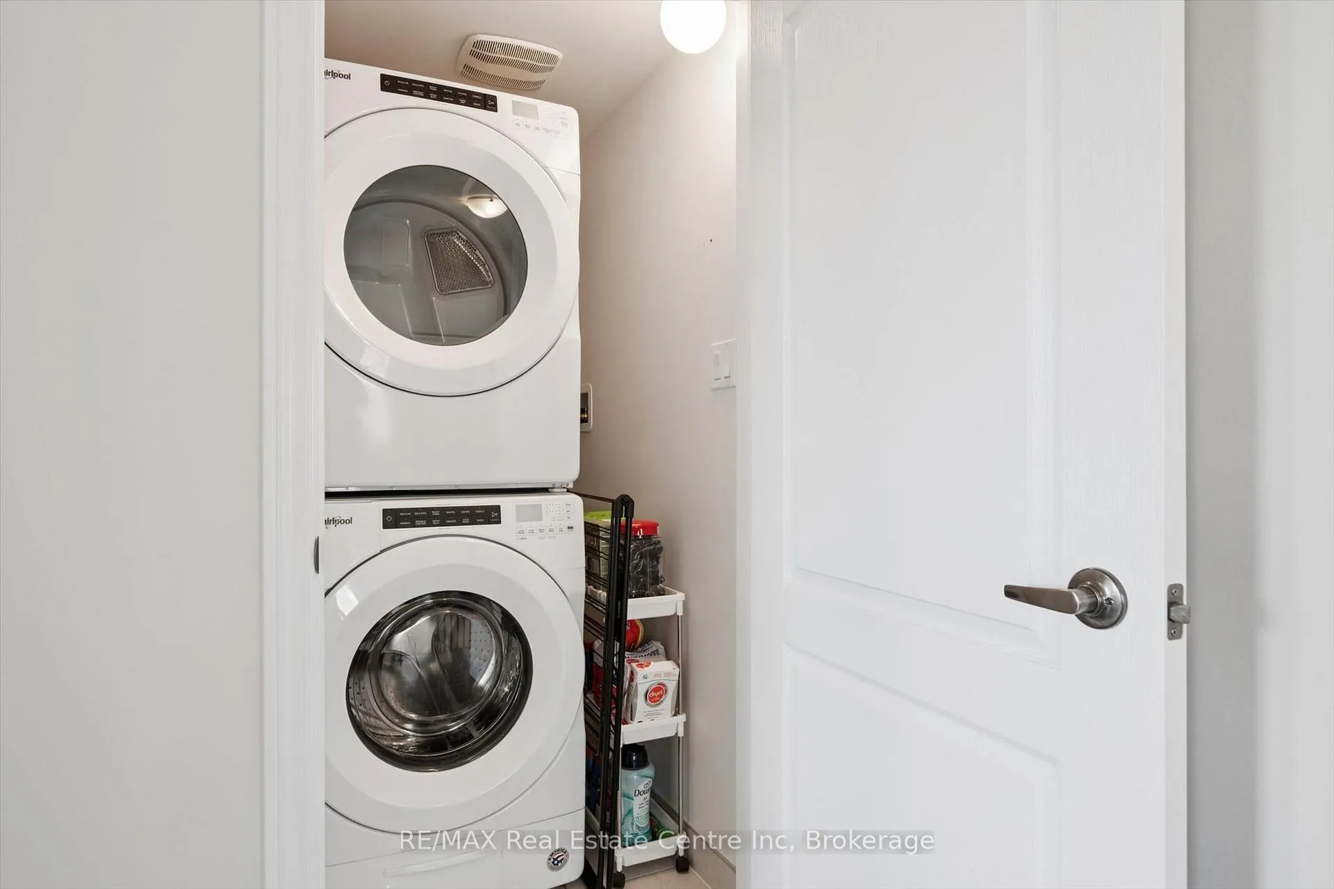 Photo 29 of Unit 9, 126 Watson Parkway N, Guelph, Grange Road — HOMEH