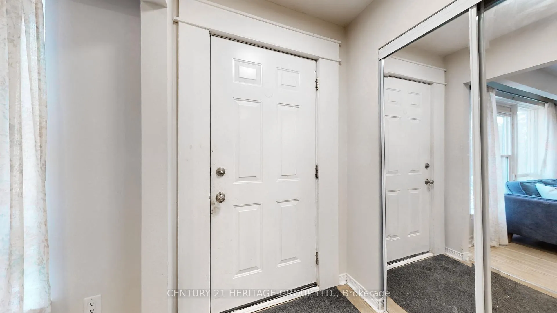 Photo 20 of 795 Greenfield Crescent, Newmarket, Huron Heights-Leslie Valley — HOMEH