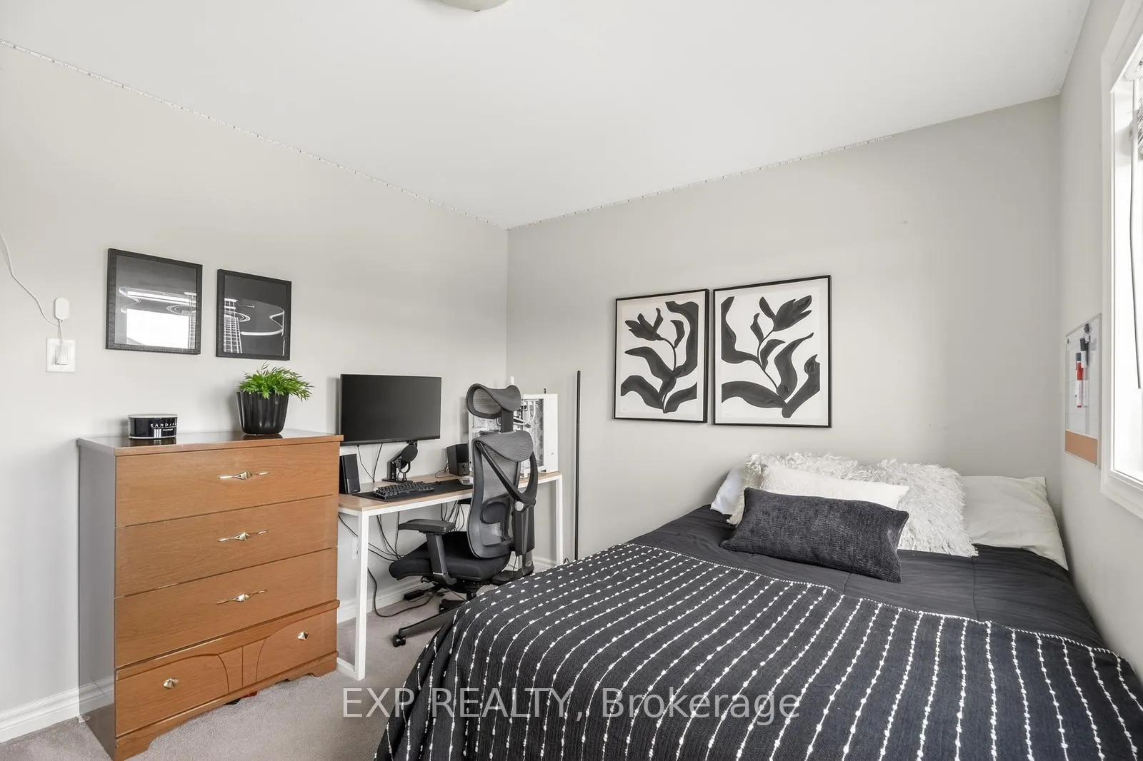 Photo 31 of 690 Parade Drive, Ottawa, Stittsville (South) — HOMEH