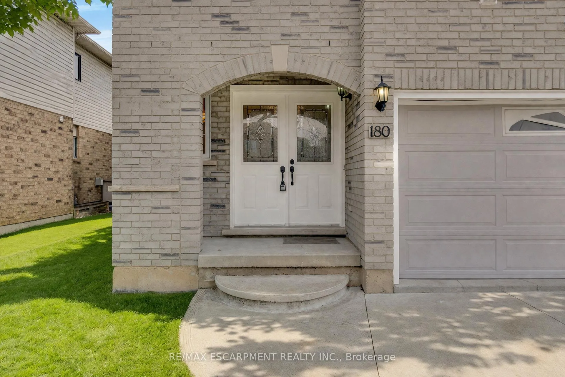 Photo 5 of 180 Fano Drive, Hamilton, Butler — HOMEH