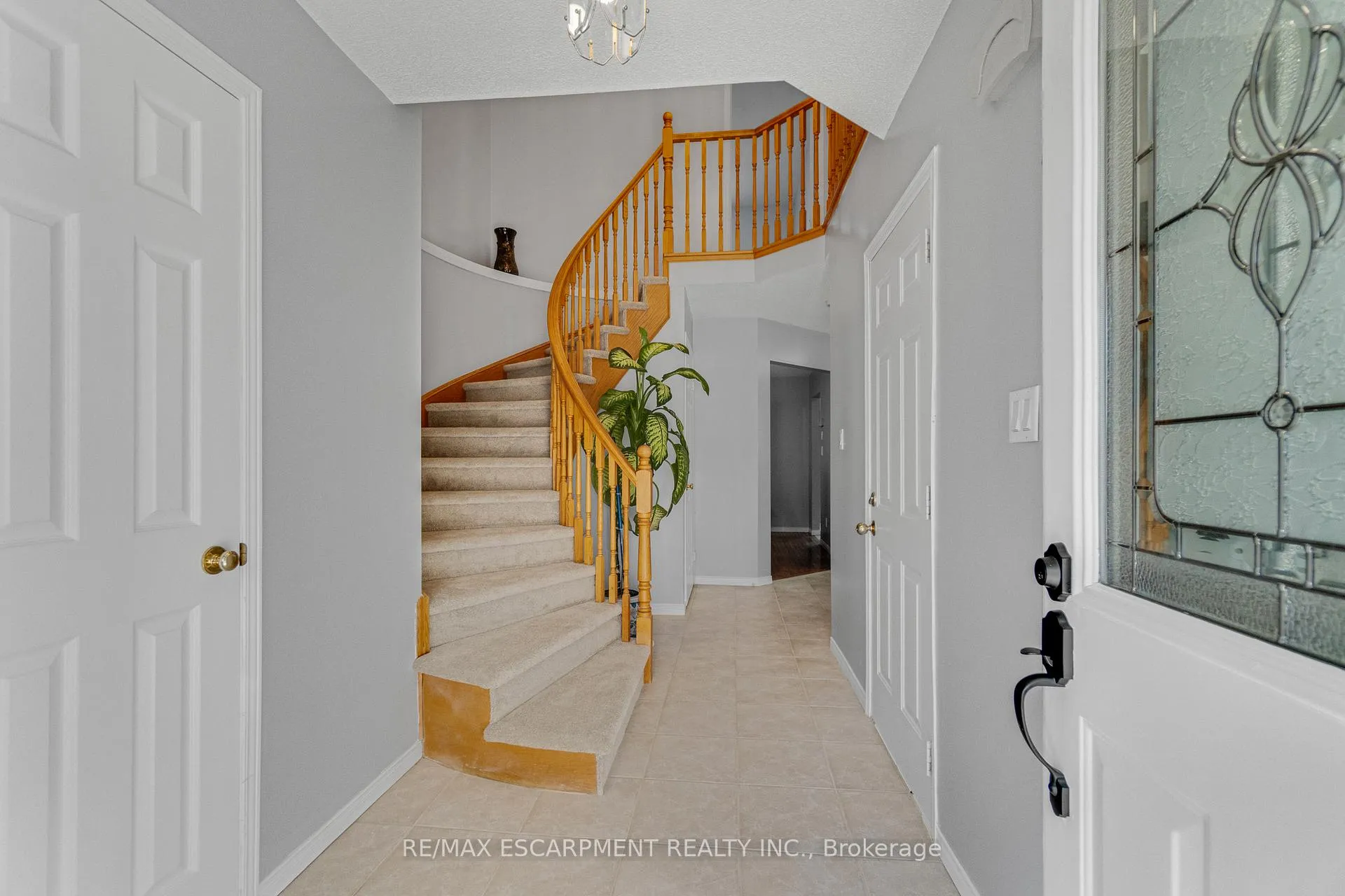 Photo 6 of 180 Fano Drive, Hamilton, Butler — HOMEH