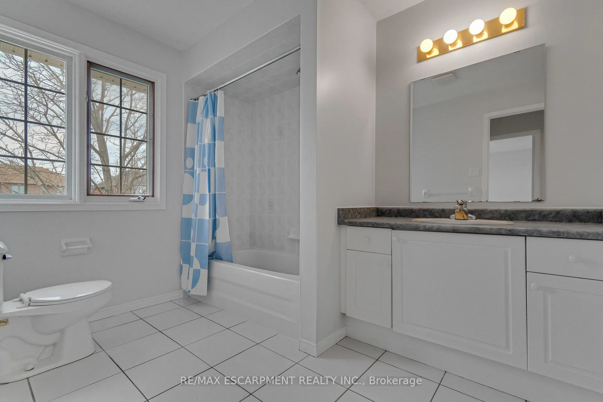 Photo 41 of 180 Fano Drive, Hamilton, Butler — HOMEH