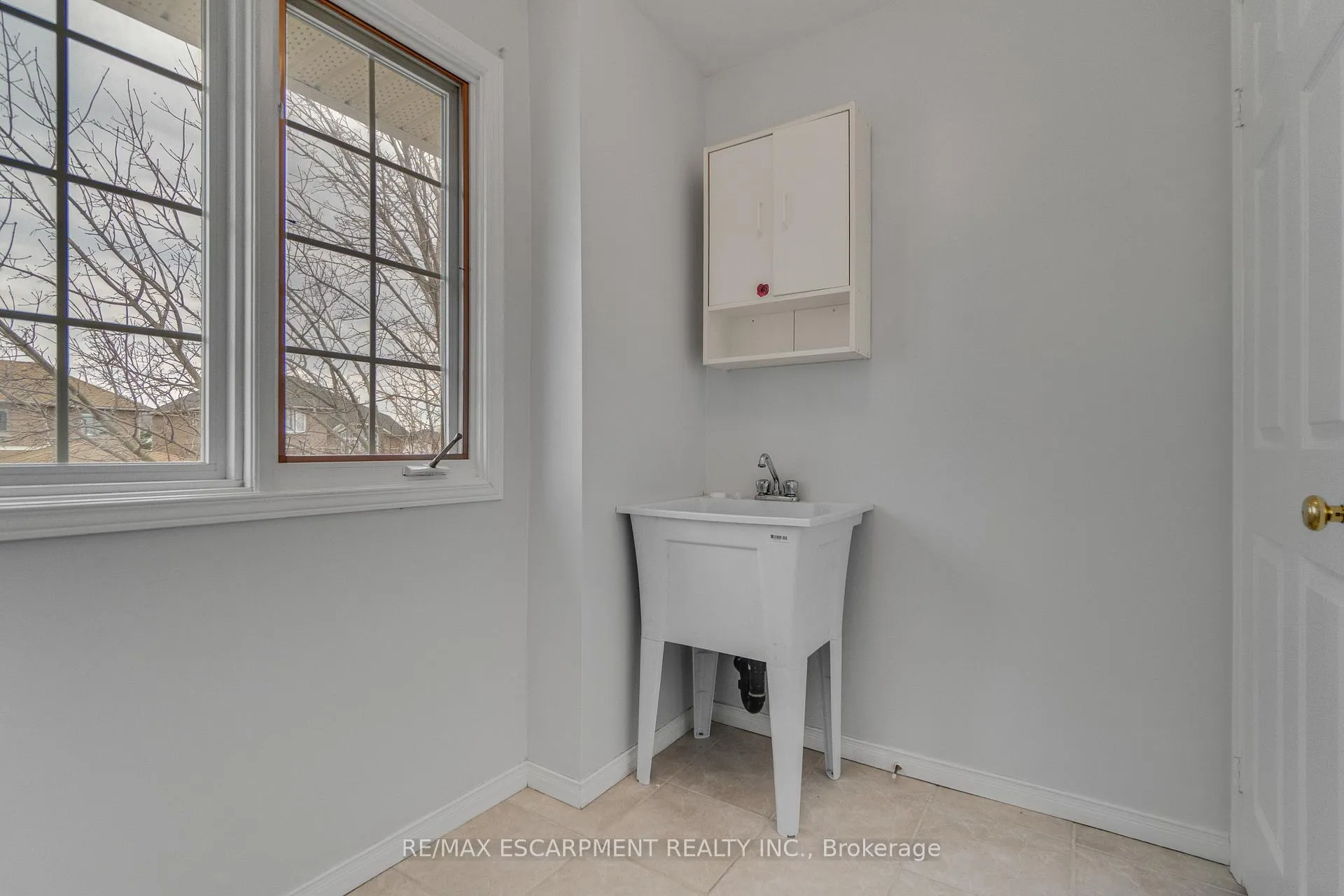 Photo 43 of 180 Fano Drive, Hamilton, Butler — HOMEH