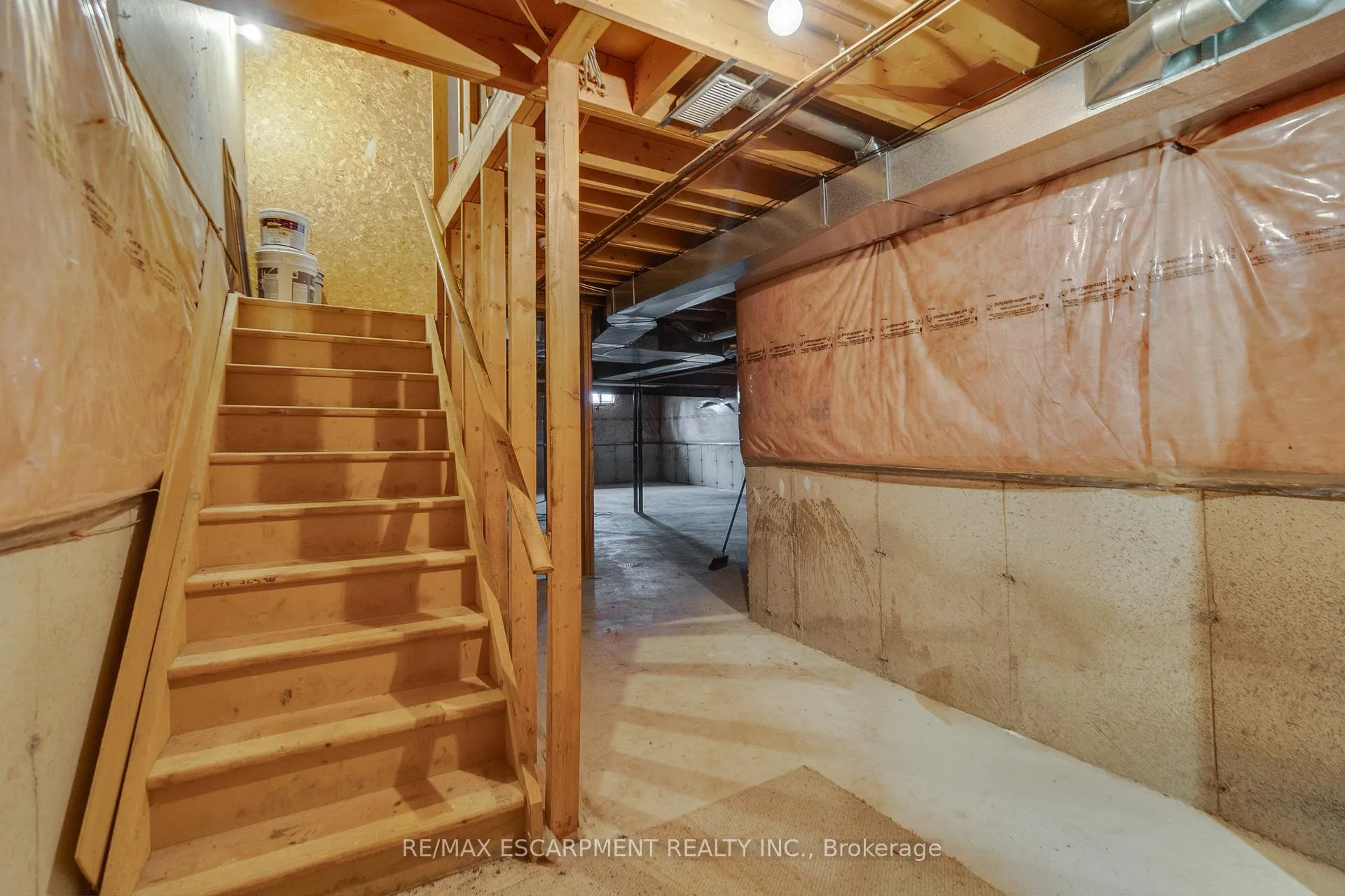 Photo 44 of 180 Fano Drive, Hamilton, Butler — HOMEH
