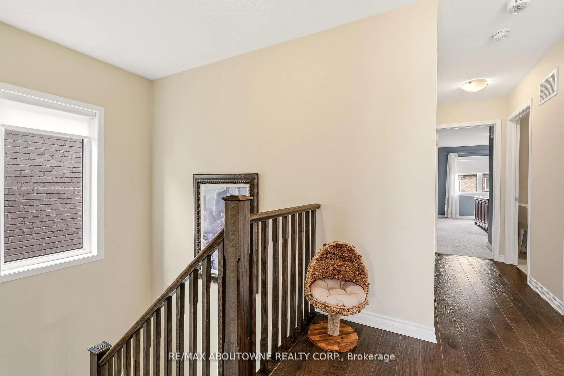 Photo 25 of 130 Stillwater Crescent, Hamilton, Waterdown — HOMEH