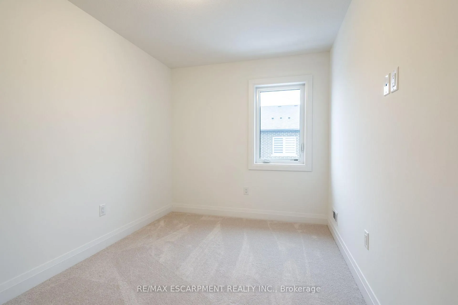 Photo 17 of 18 Clear Valley Lane, Hamilton, Mount Hope — HOMEH
