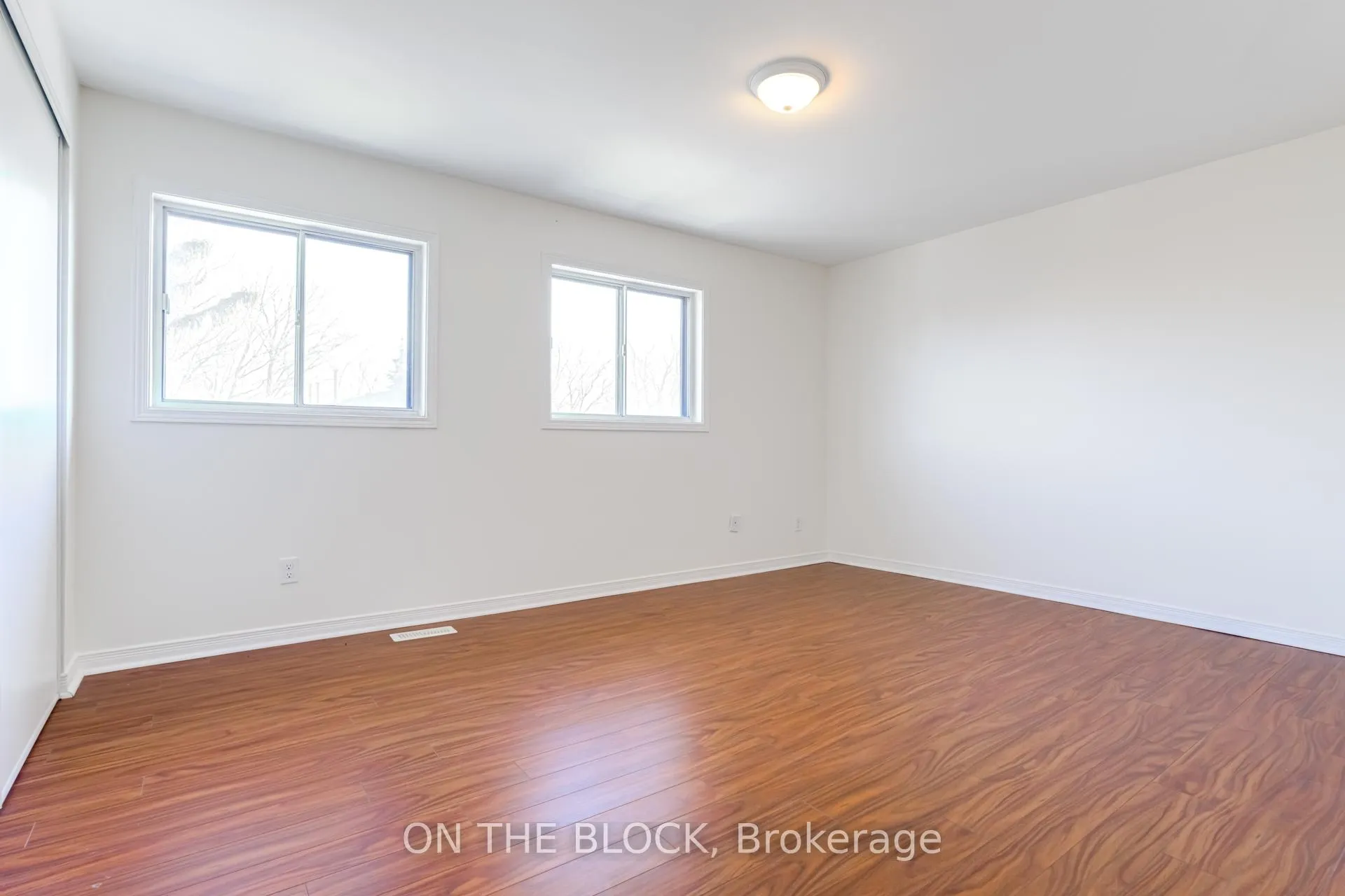 Photo 24 of 47 Carleton Place, Brampton, Bramalea West Industrial — HOMEH