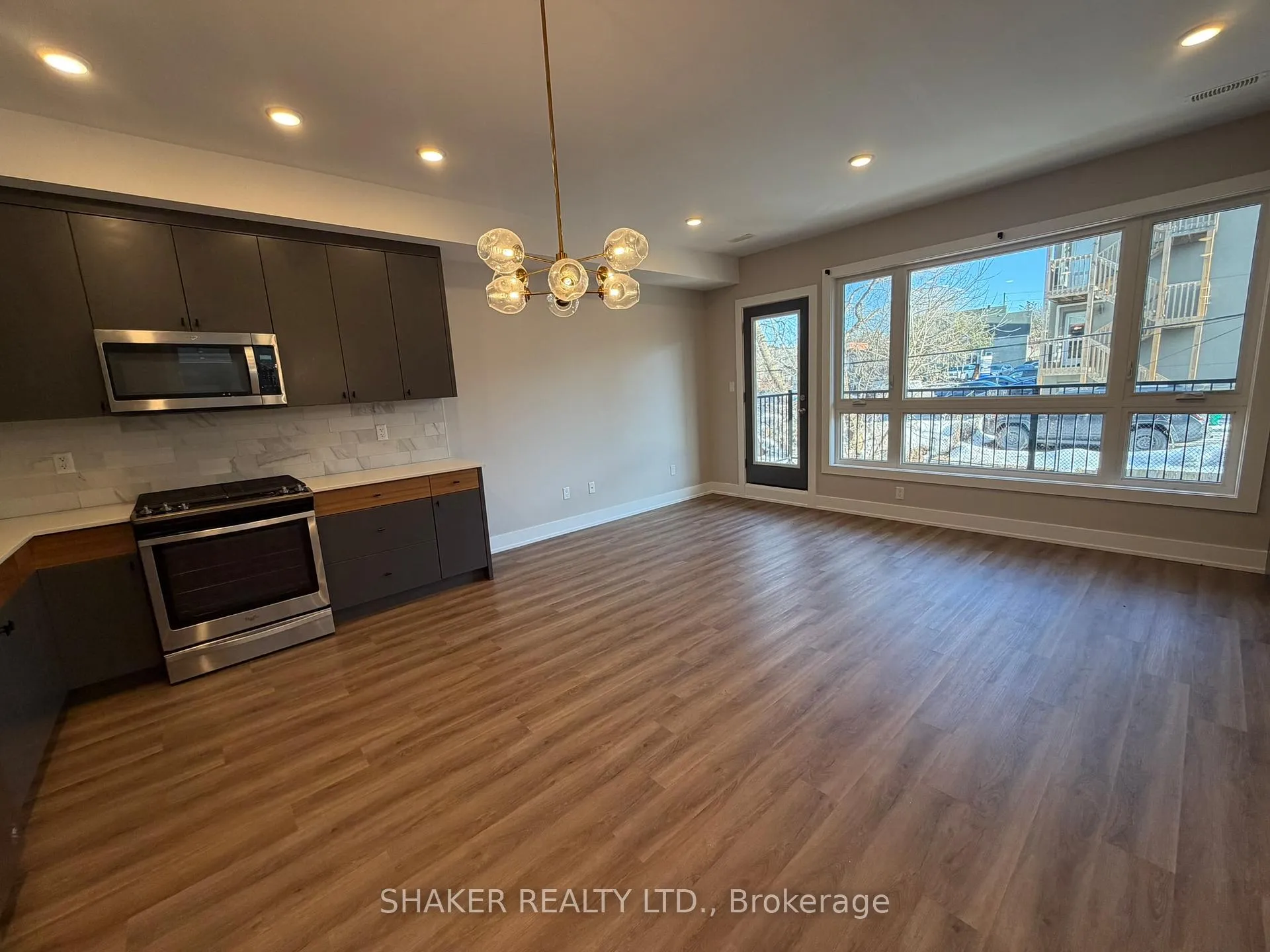 Photo 4 of Unit 2, 304 Elmgrove Avenue, Ottawa, Westboro South — HOMEH