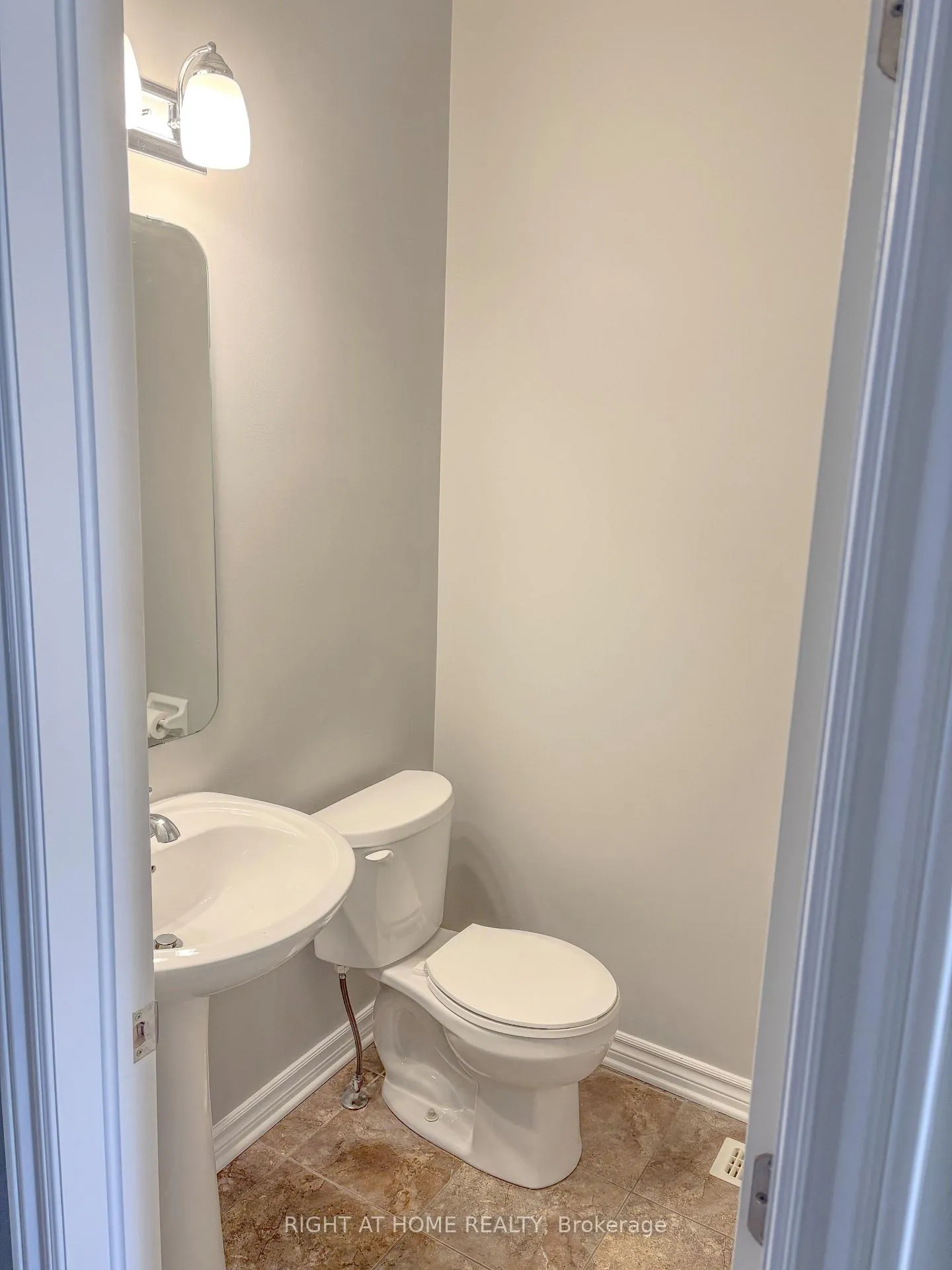 Photo 6 of 1152 Northgraves Crescent, Ottawa, Kanata - Emerald Meadows/Trailwest — HOMEH