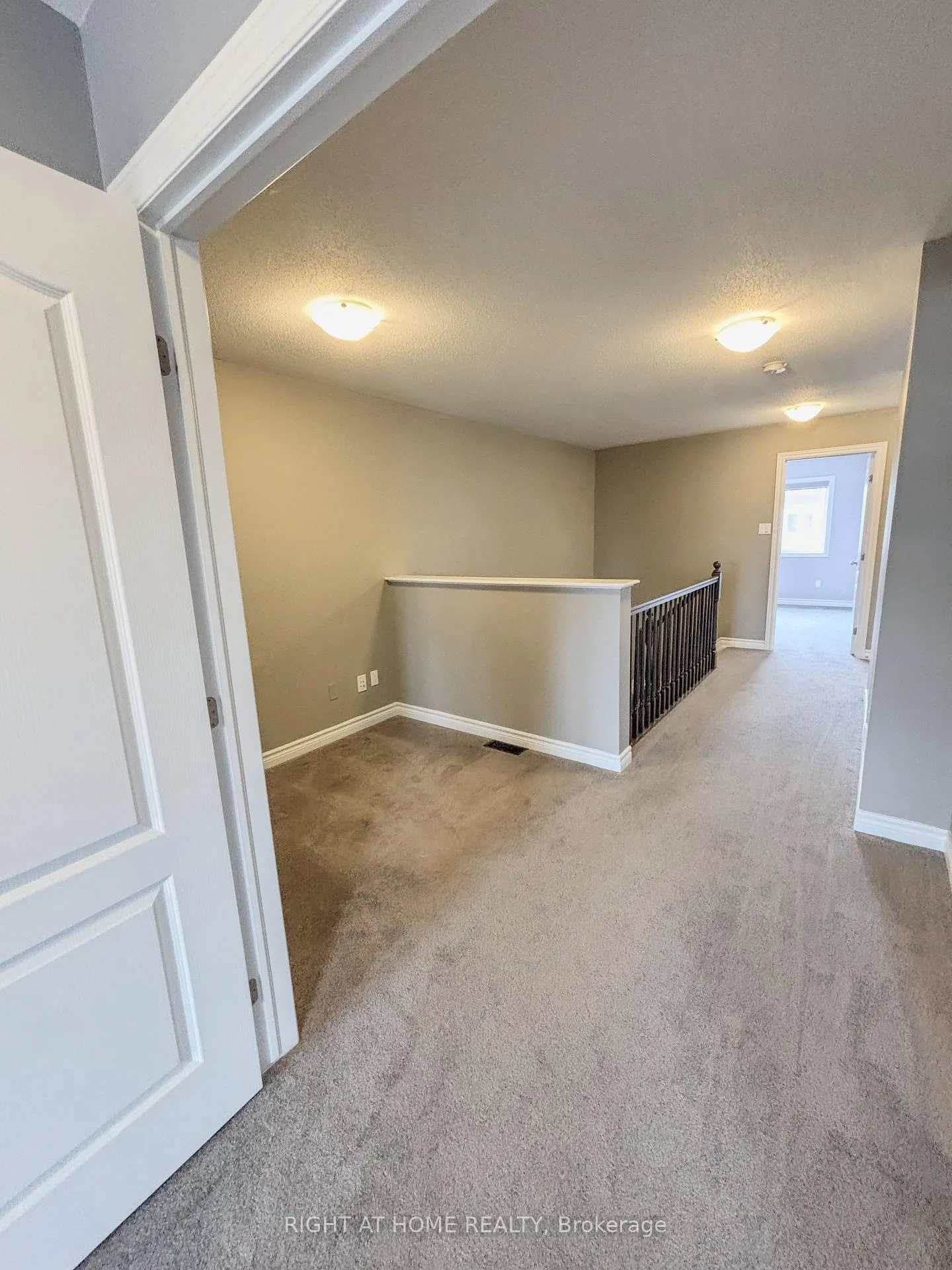 Photo 28 of 1152 Northgraves Crescent, Ottawa, Kanata - Emerald Meadows/Trailwest — HOMEH