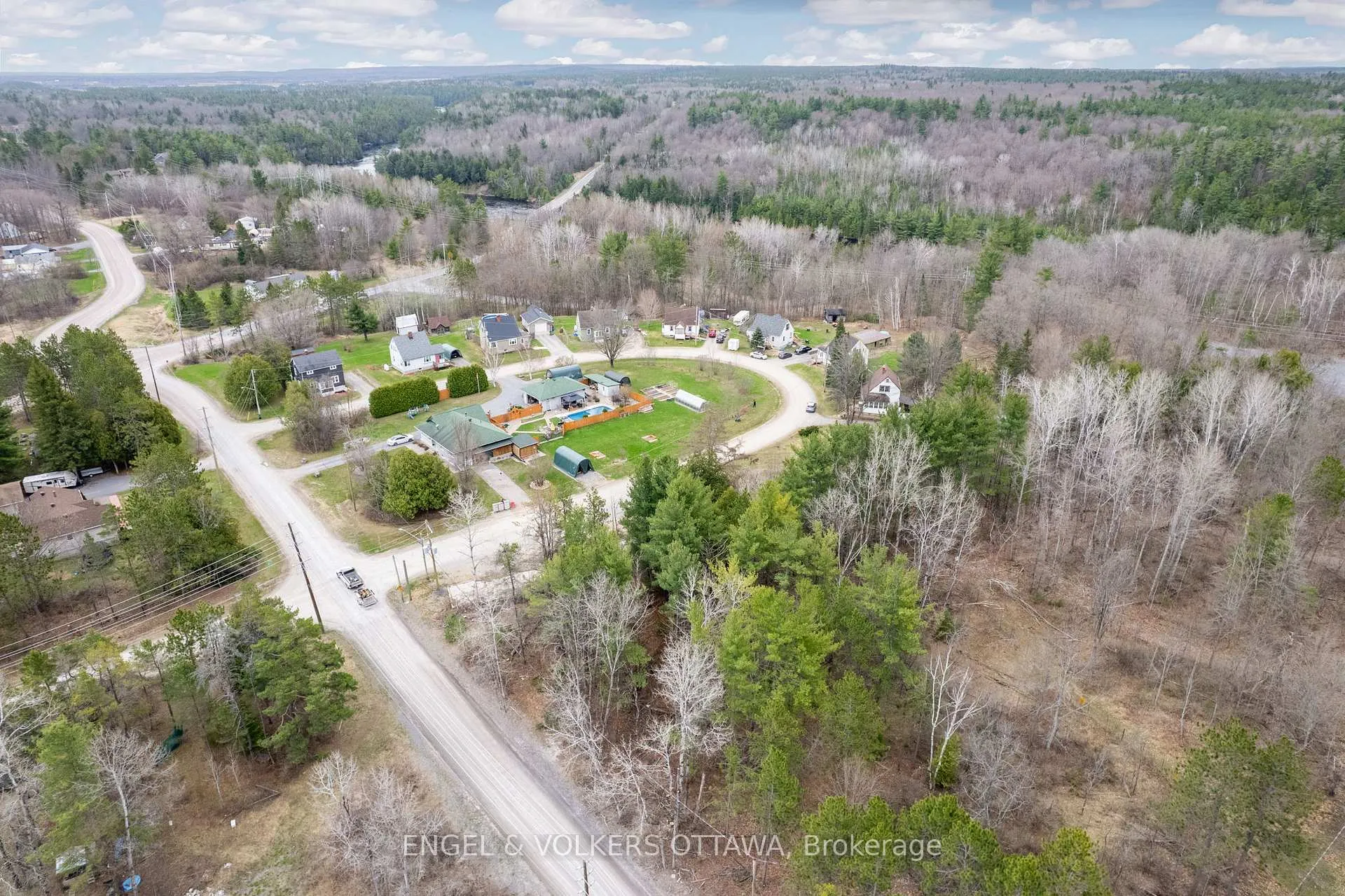 Photo 8 of Lot 9 Devlin Crescent, McNab/Braeside, Mcnab/Braeside Twps — HOMEH