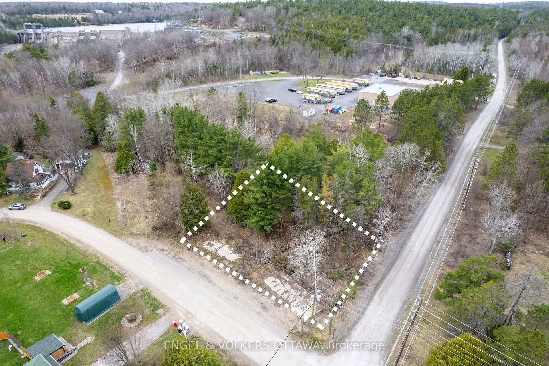 Photo 4 of Lot 10 Devlin Crescent, McNab/Braeside, Mcnab/Braeside Twps — HOMEH