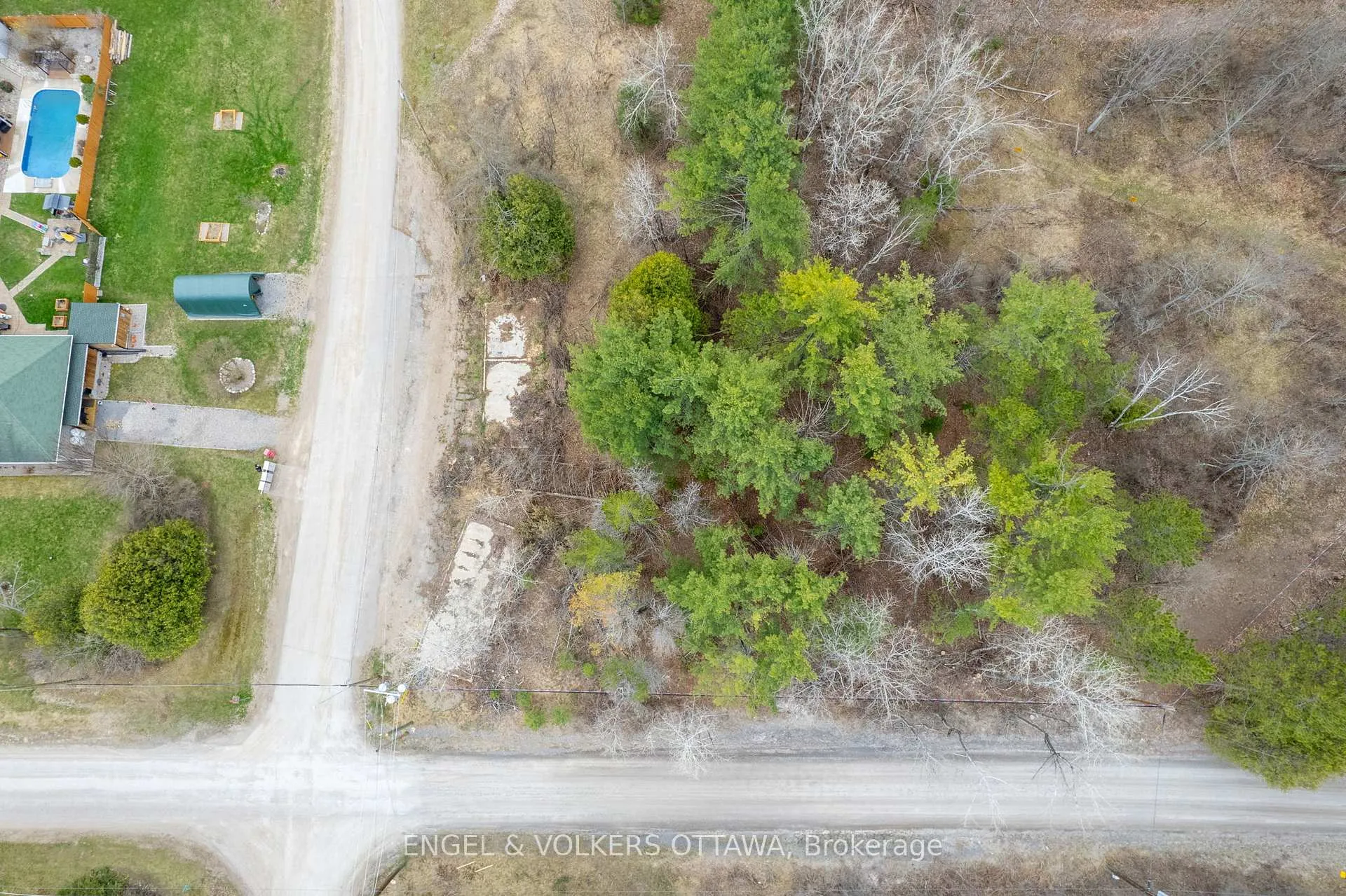 Photo 7 of Lot 10 Devlin Crescent, McNab/Braeside, Mcnab/Braeside Twps — HOMEH