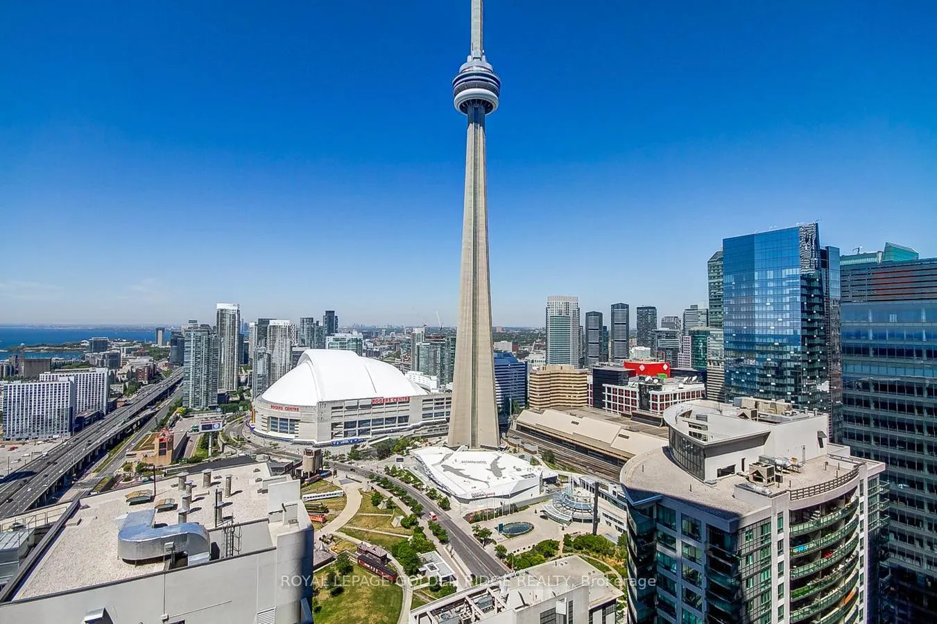 Photo 44 of Unit 5809, 14 York Street, Toronto, Waterfront Communities — HOMEH