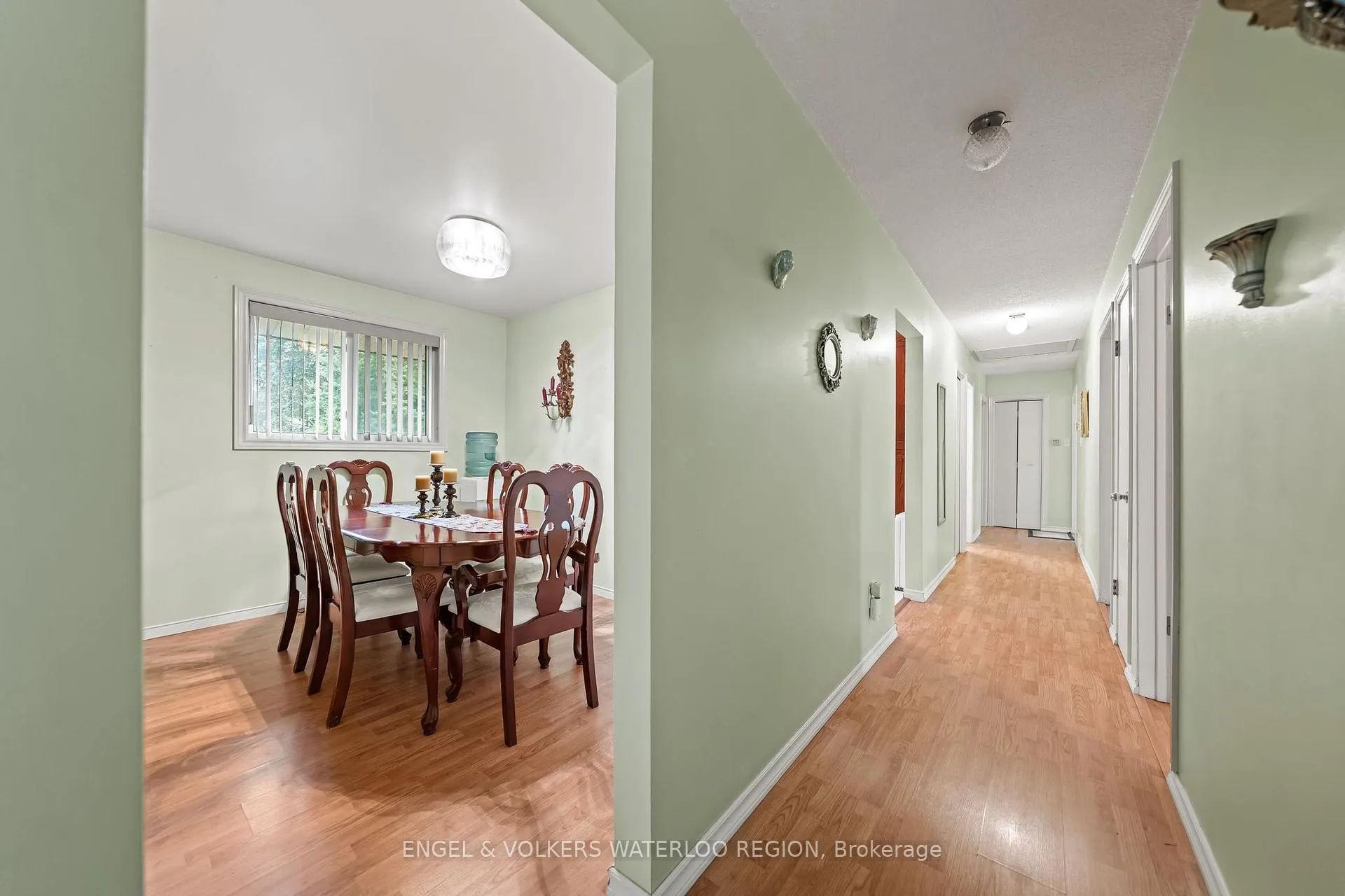 Photo 11 of 152 Kinzie Avenue, Kitchener — HOMEH