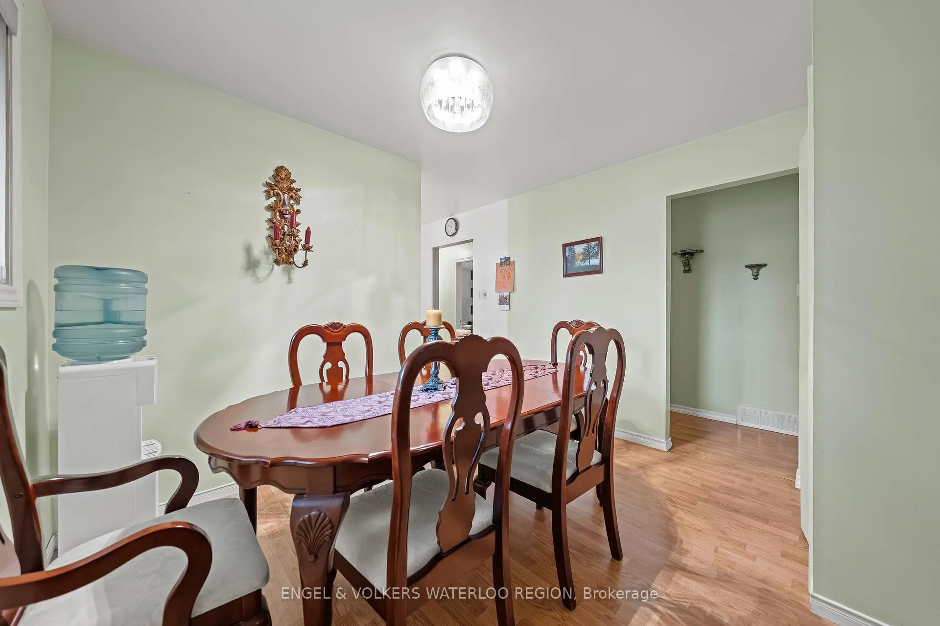 Photo 13 of 152 Kinzie Avenue, Kitchener — HOMEH