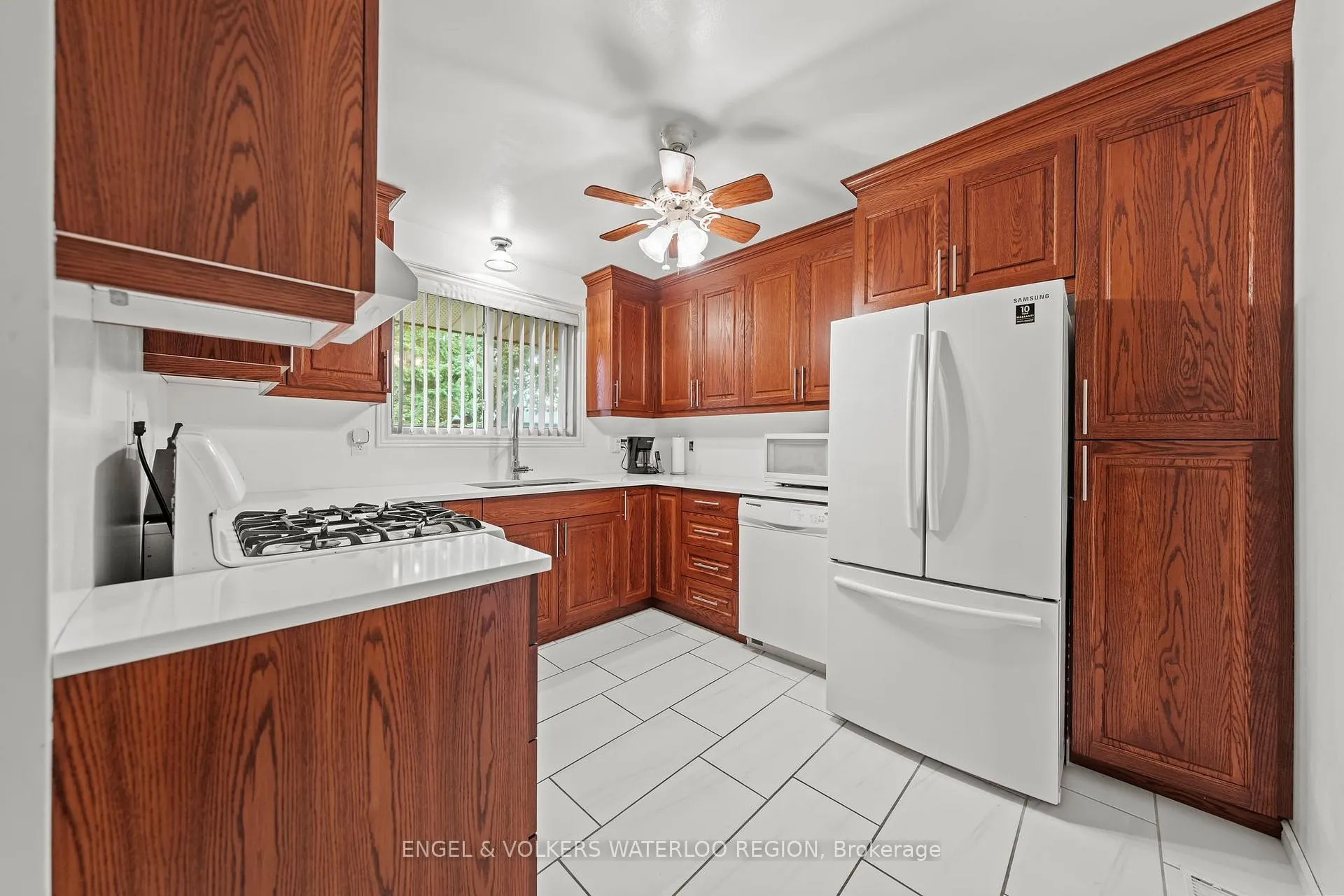 Photo 14 of 152 Kinzie Avenue, Kitchener — HOMEH