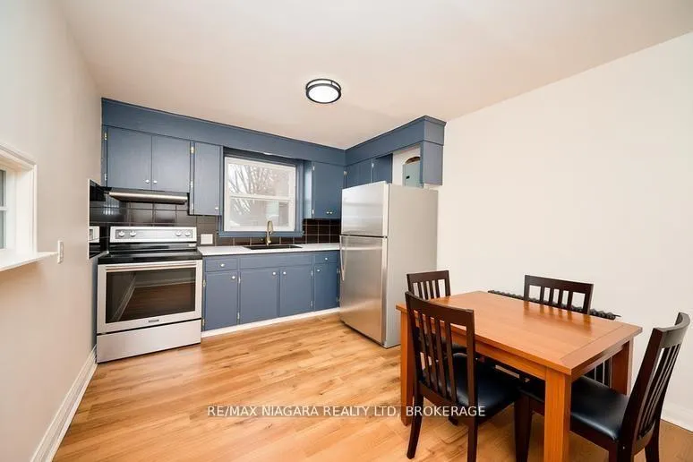 Photo 8 of Unit 5, 81 Maple Street, St. Catharines, Downtown — HOMEH