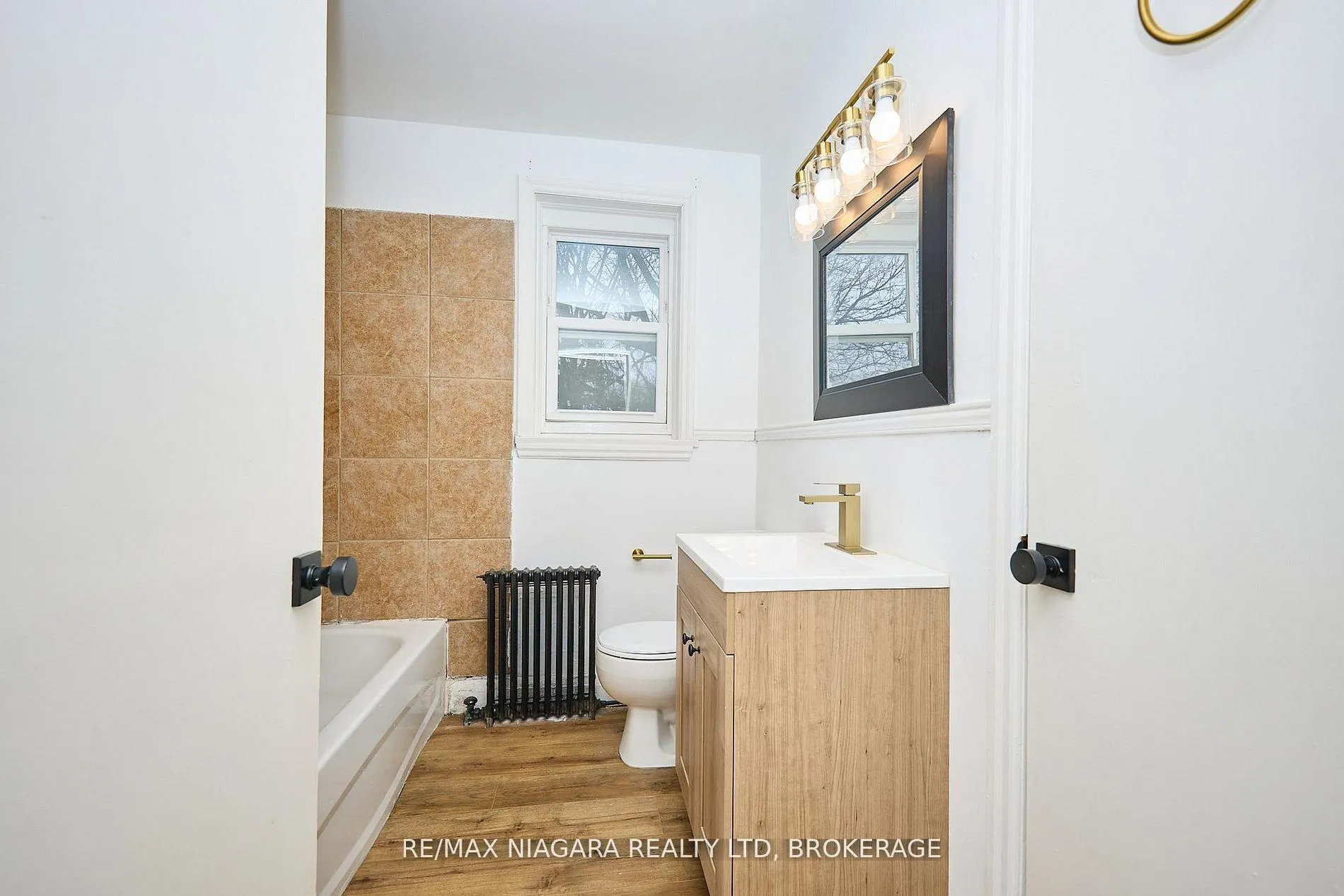 Photo 14 of Unit 5, 81 Maple Street, St. Catharines, Downtown — HOMEH