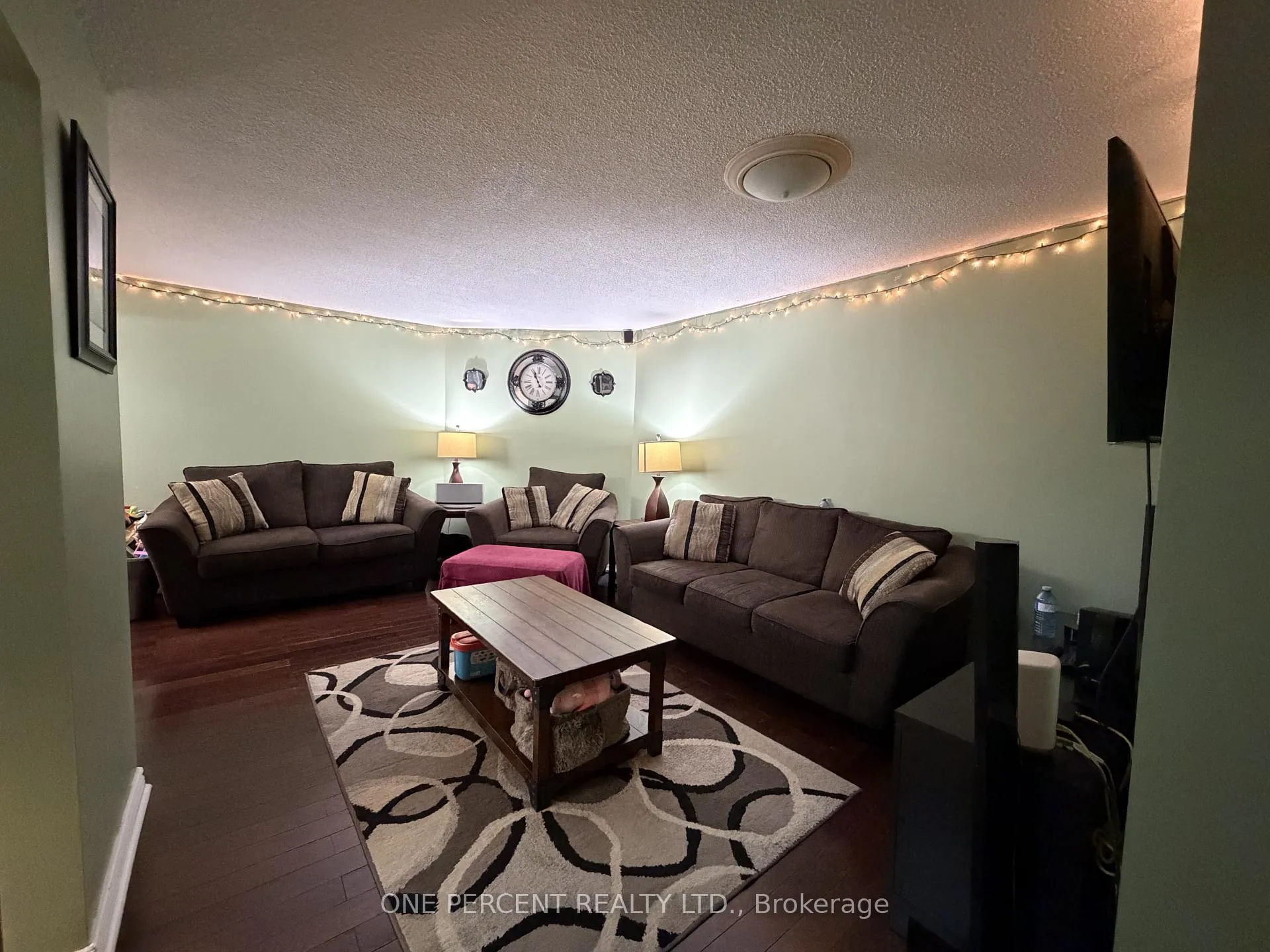 Photo 1 of Unit 1408, 41 Markbrook Lane, Etobicoke, Mount Olive-Silverstone-Jamestown — HOMEH