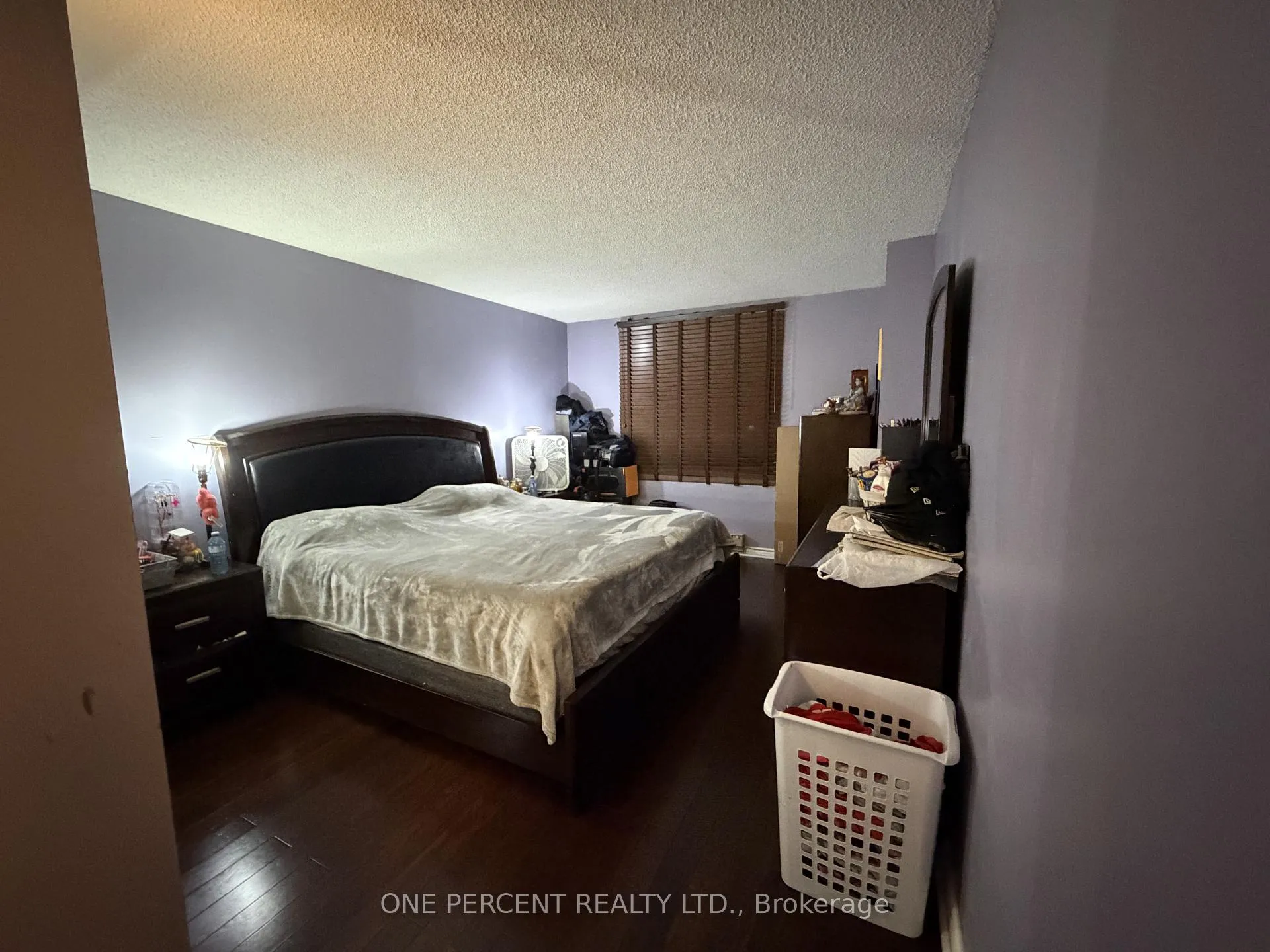 Photo 6 of Unit 1408, 41 Markbrook Lane, Etobicoke, Mount Olive-Silverstone-Jamestown — HOMEH