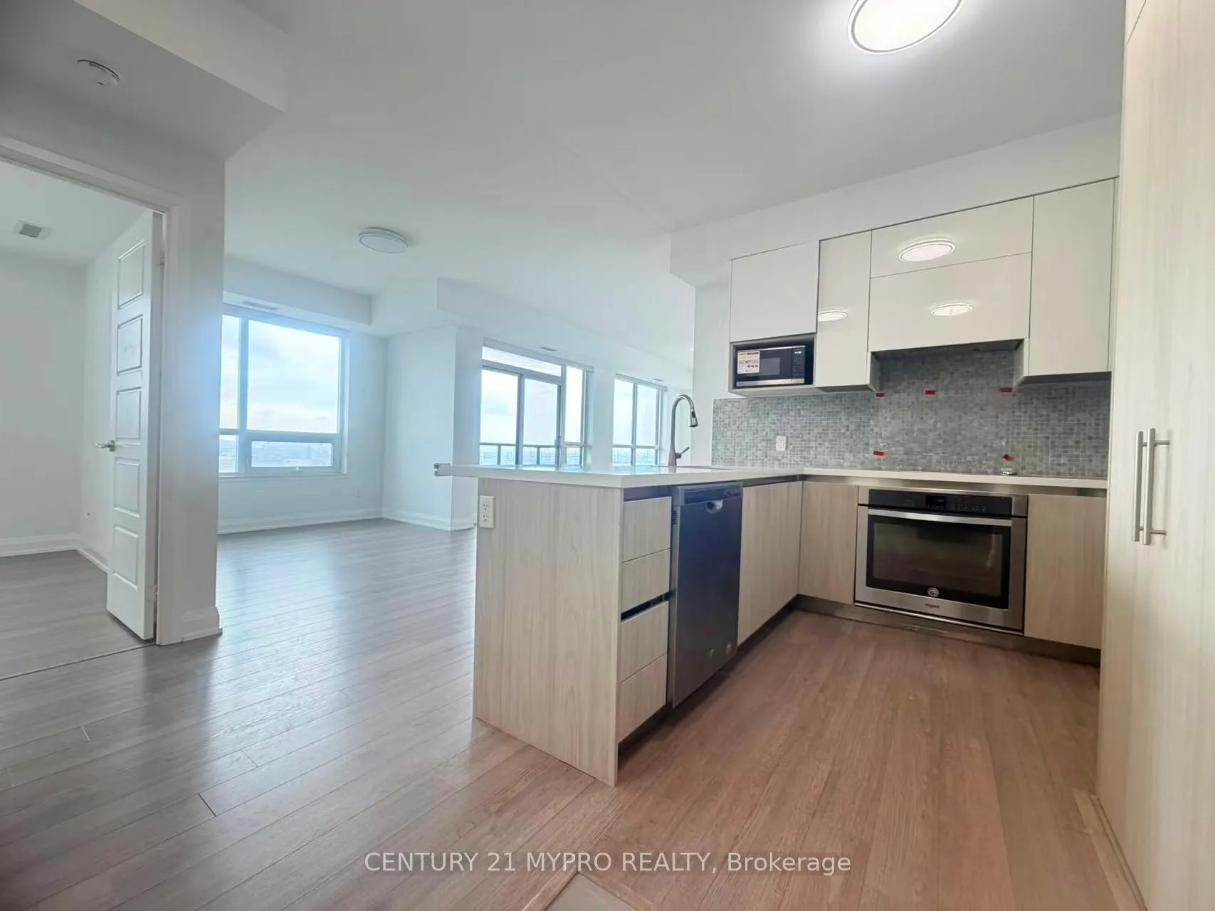 Photo 6 of Unit 2508, 15 Water Walk Drive, Markham, Unionville — HOMEH