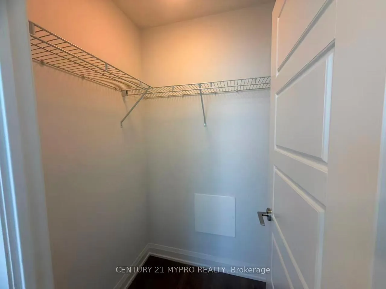 Photo 11 of Unit 2508, 15 Water Walk Drive, Markham, Unionville — HOMEH