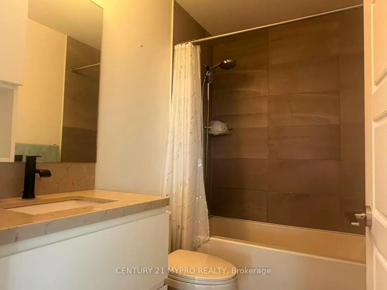 Photo 12 of Unit 2508, 15 Water Walk Drive, Markham, Unionville — HOMEH