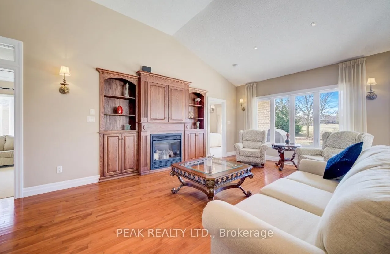 Photo 9 of 140 Devonshire Drive, Wilmot — HOMEH