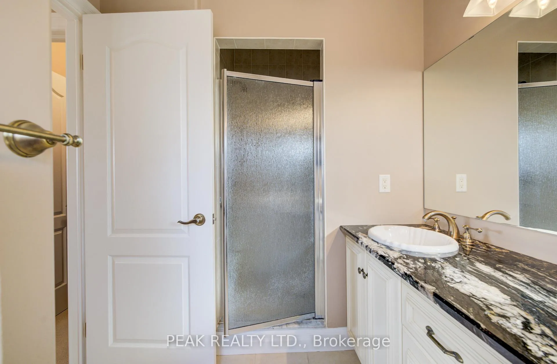 Photo 26 of 140 Devonshire Drive, Wilmot — HOMEH