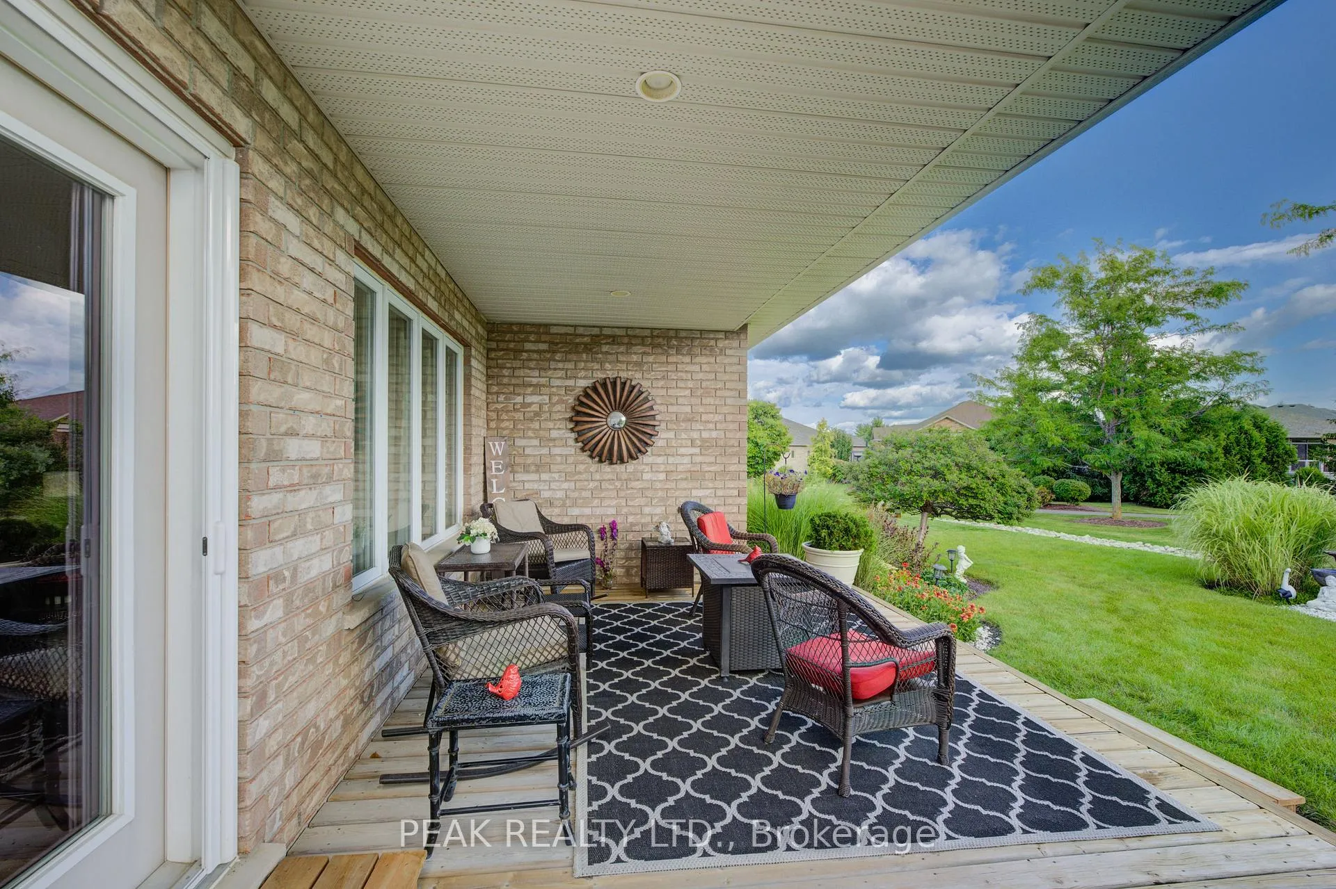 Photo 33 of 140 Devonshire Drive, Wilmot — HOMEH
