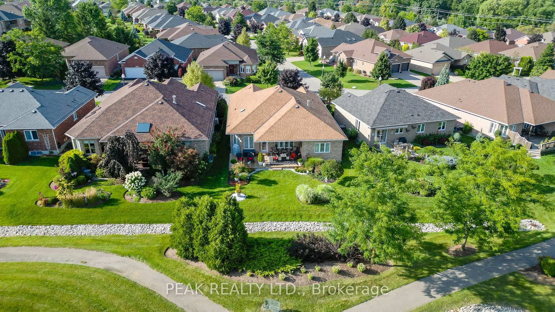Photo 47 of 140 Devonshire Drive, Wilmot — HOMEH