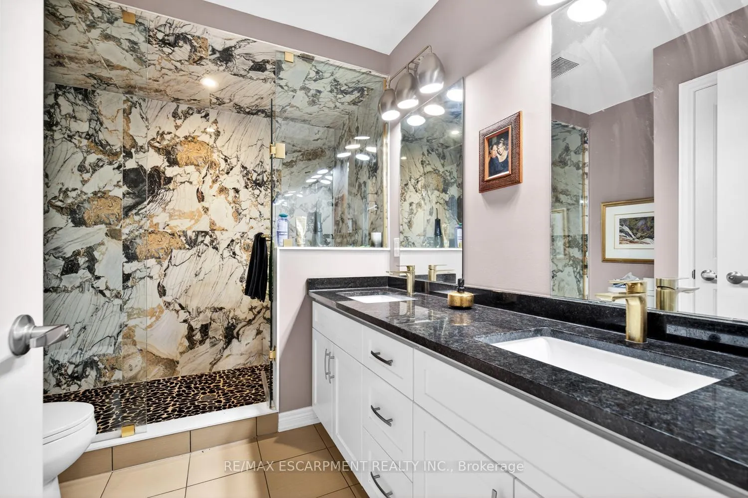 Photo 21 of Unit 12, 27 Rachel Drive, Hamilton, Winona Park — HOMEH