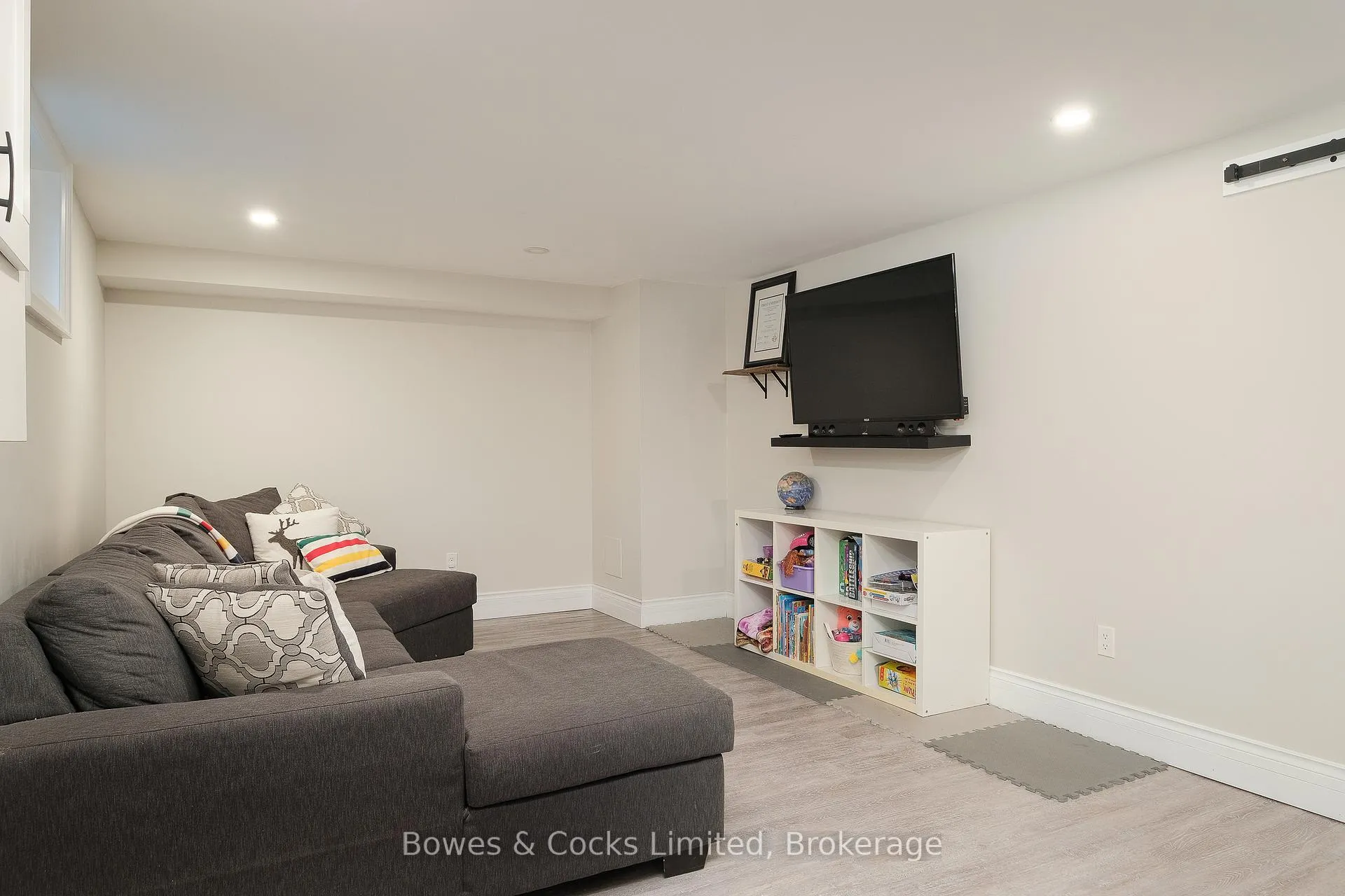 Photo 20 of 1462 Westbrook Drive, Peterborough, Monaghan Ward 2 — HOMEH
