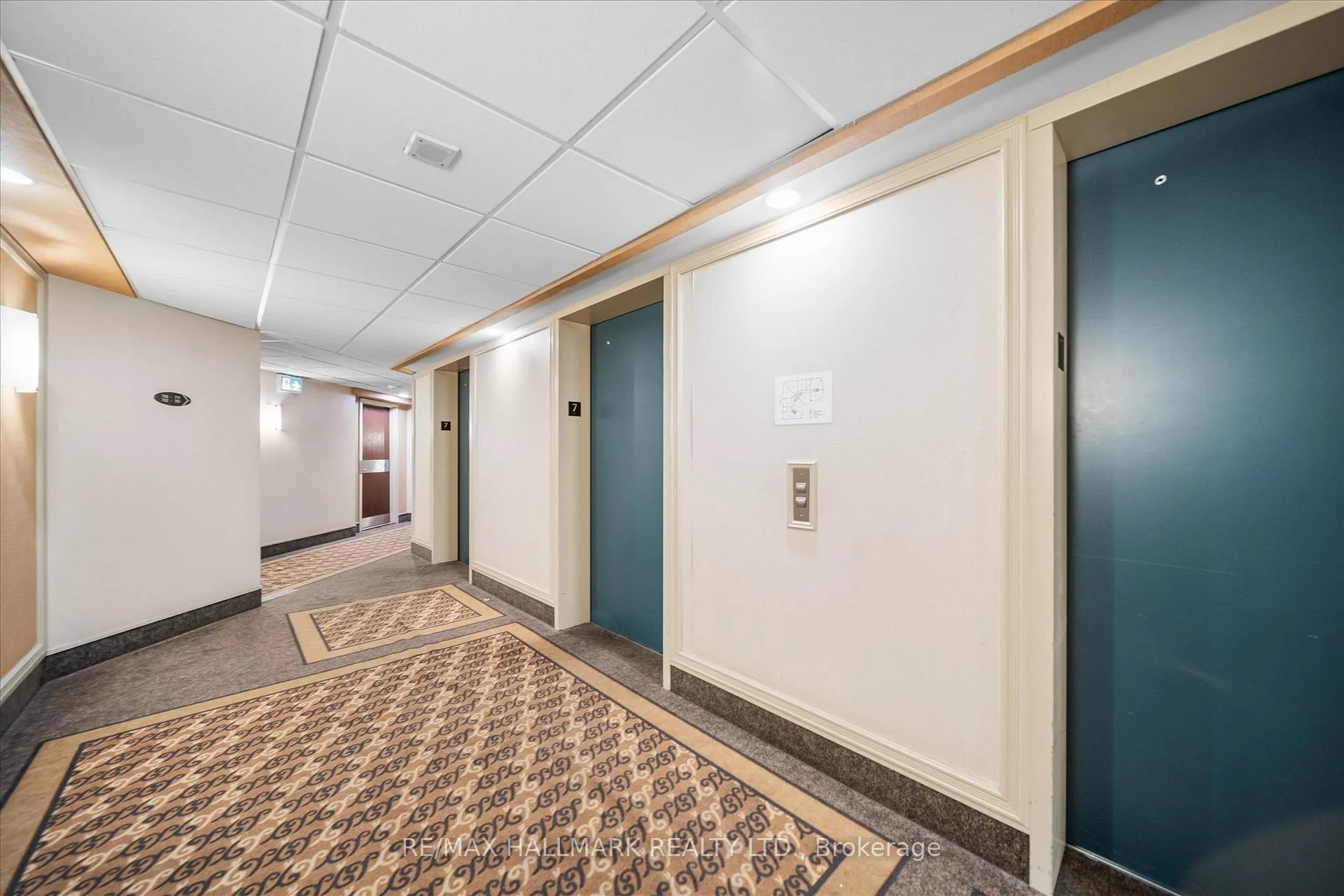 Photo 8 of Unit 703, 717 Bay Street, Toronto, Bay Street Corridor — HOMEH