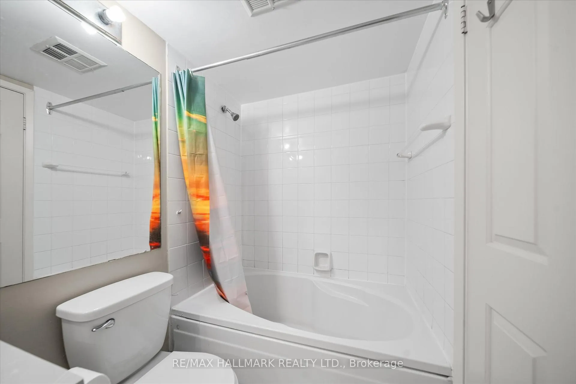 Photo 22 of Unit 703, 717 Bay Street, Toronto, Bay Street Corridor — HOMEH