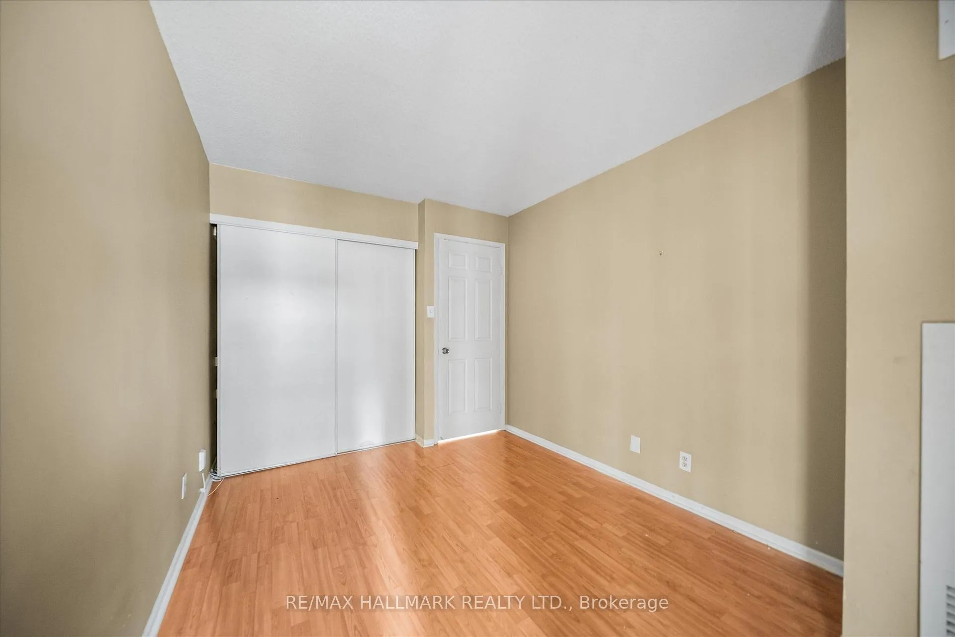 Photo 25 of Unit 703, 717 Bay Street, Toronto, Bay Street Corridor — HOMEH