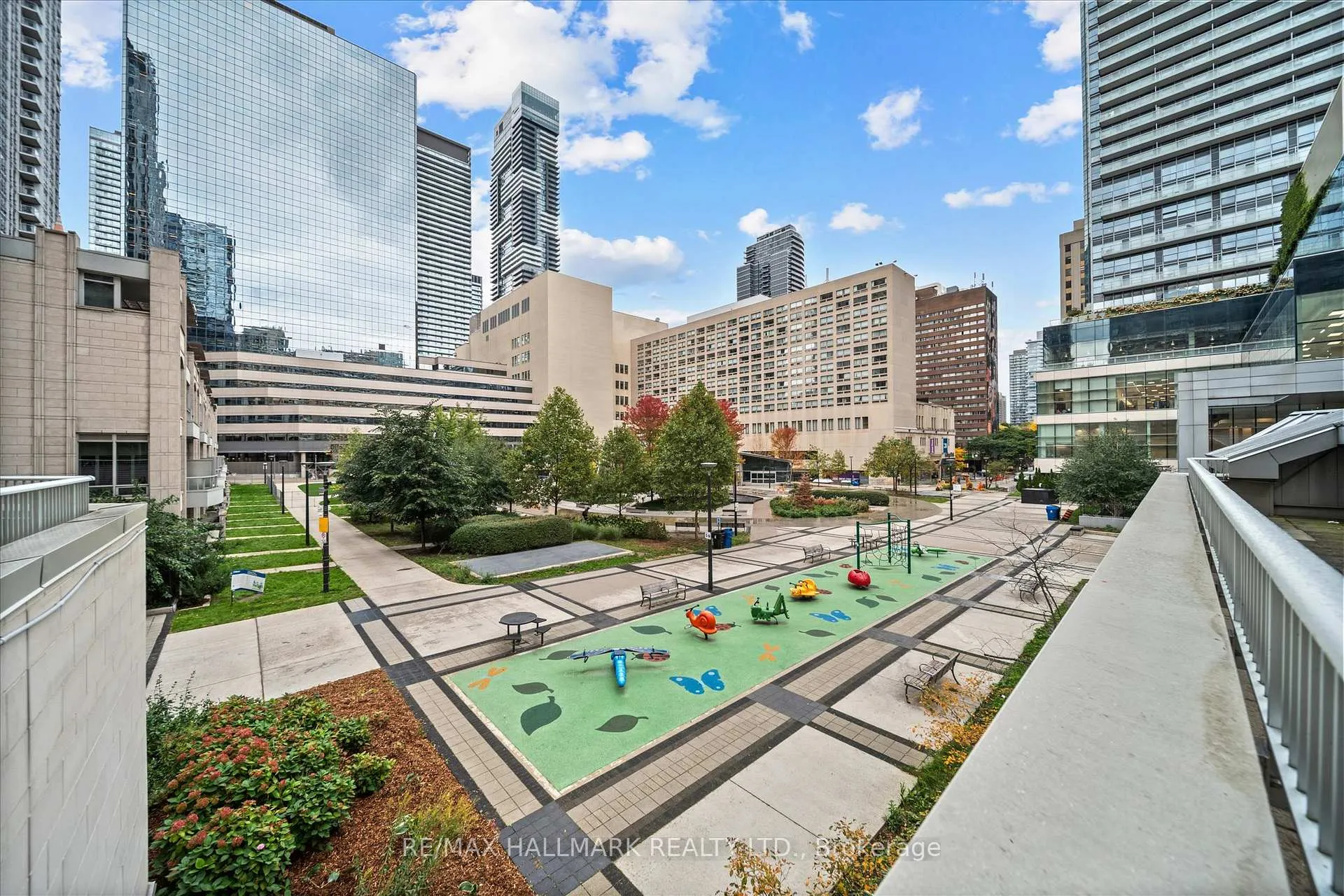 Photo 34 of Unit 703, 717 Bay Street, Toronto, Bay Street Corridor — HOMEH