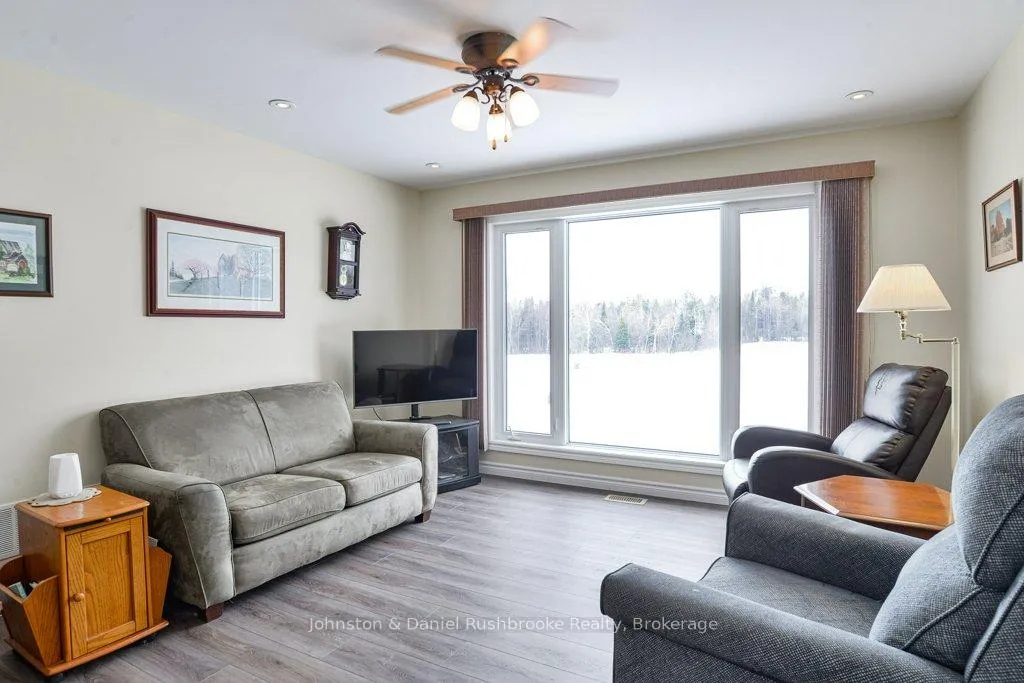 Photo 11 of 1009 Merkley Road E, Gravenhurst, Ryde — HOMEH