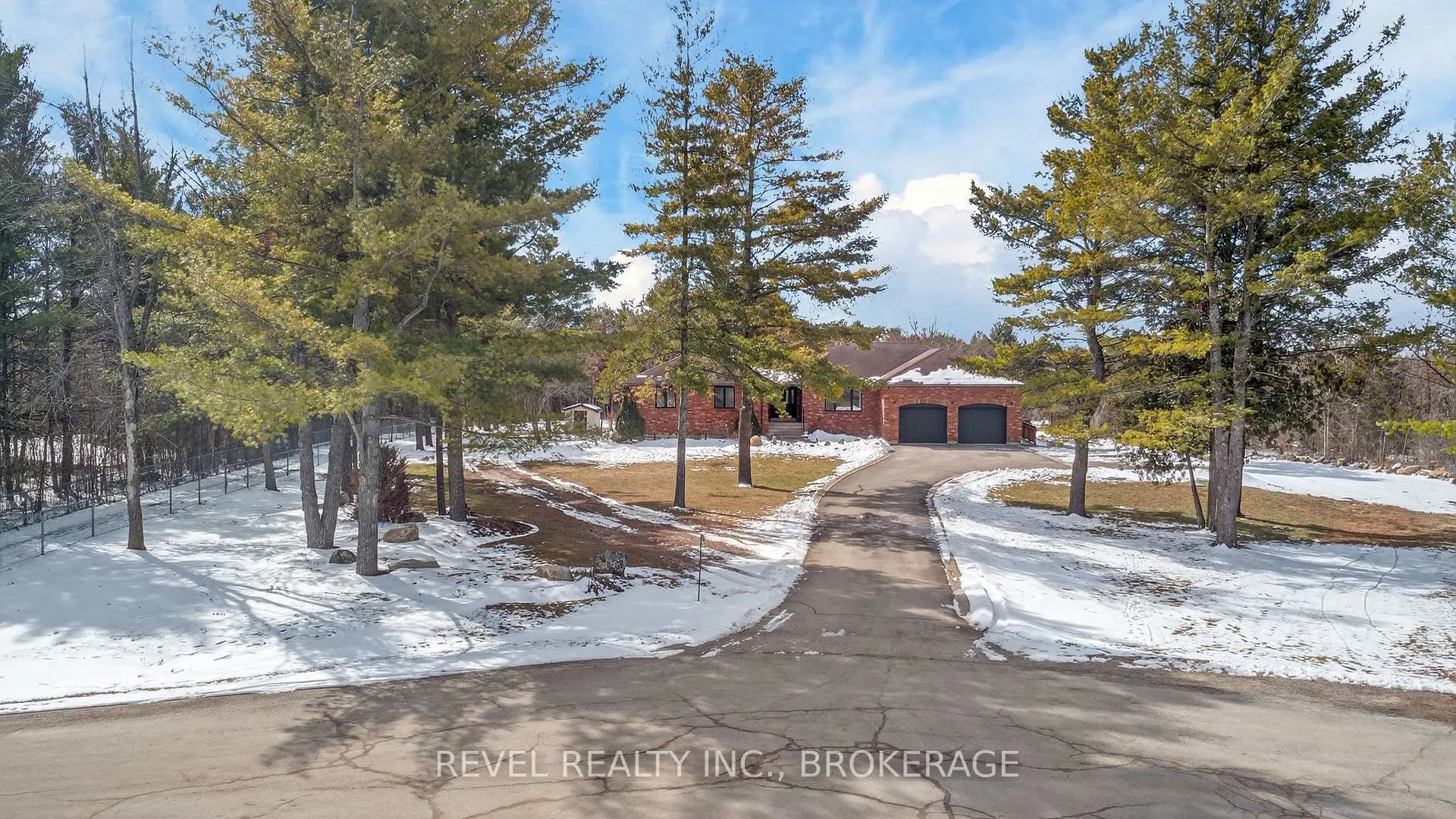 Photo 3 of 2015 Rosedale Drive, Kingston, City North of 401 — HOMEH