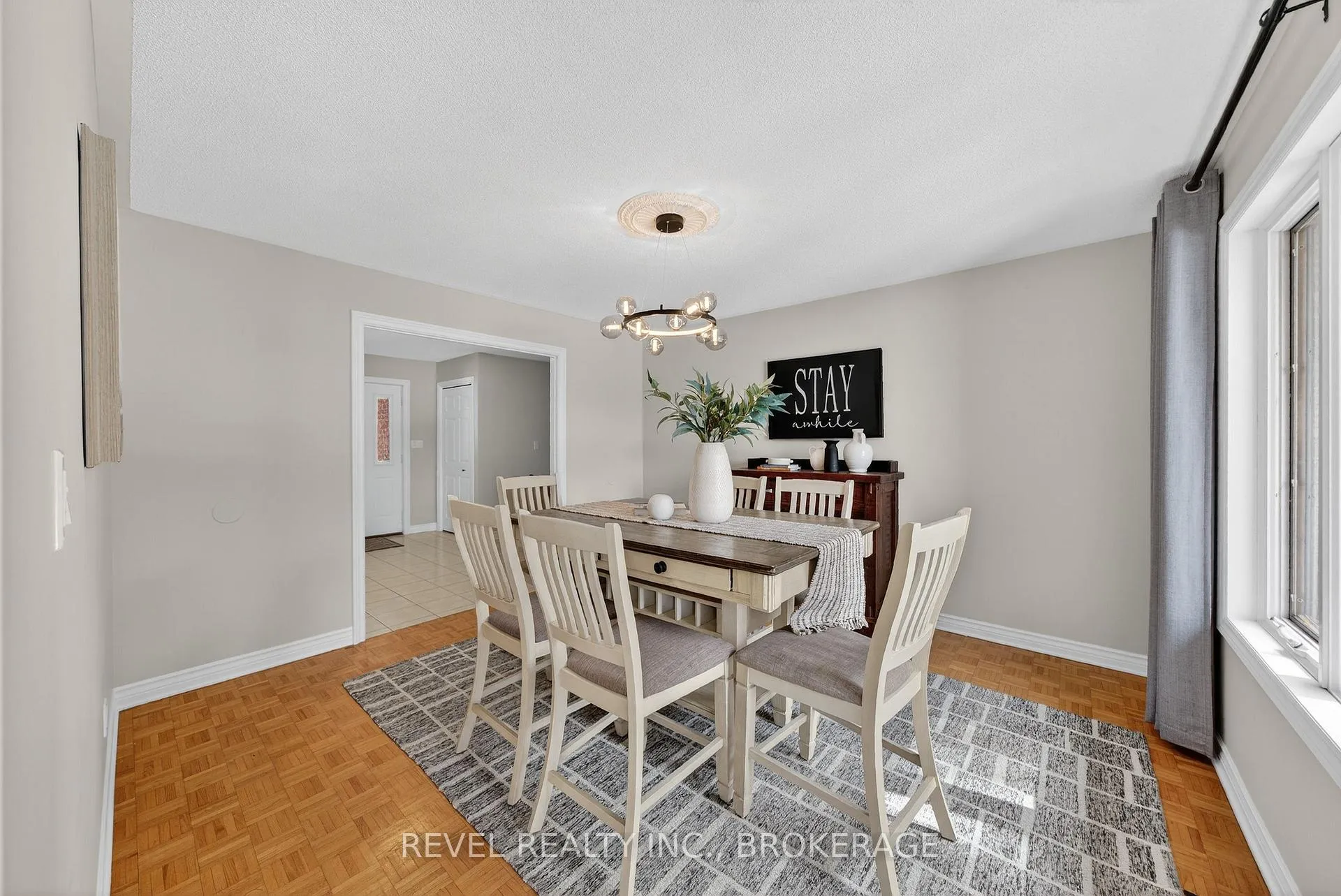 Photo 7 of 2015 Rosedale Drive, Kingston, City North of 401 — HOMEH