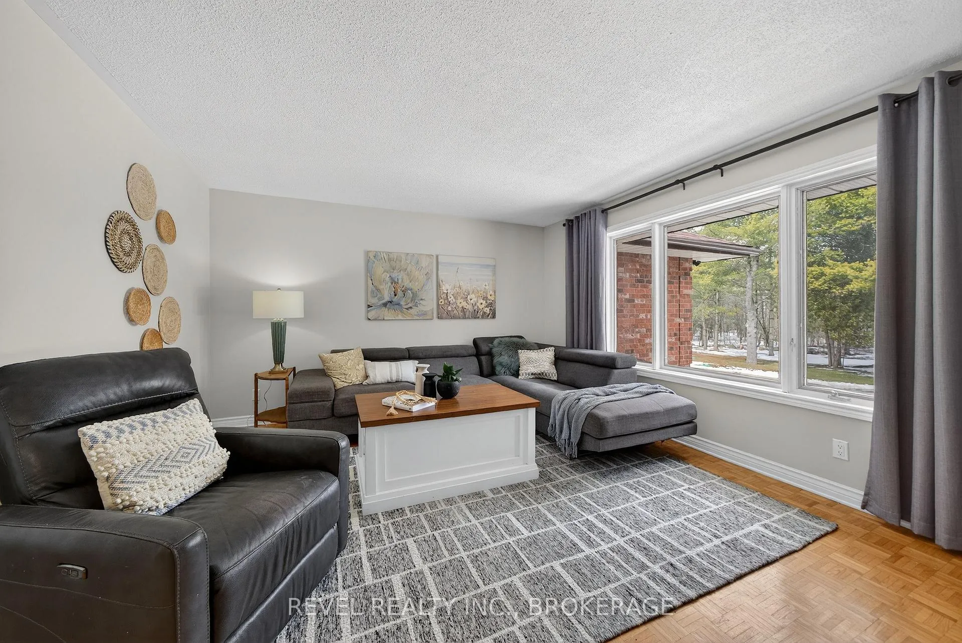 Photo 9 of 2015 Rosedale Drive, Kingston, City North of 401 — HOMEH