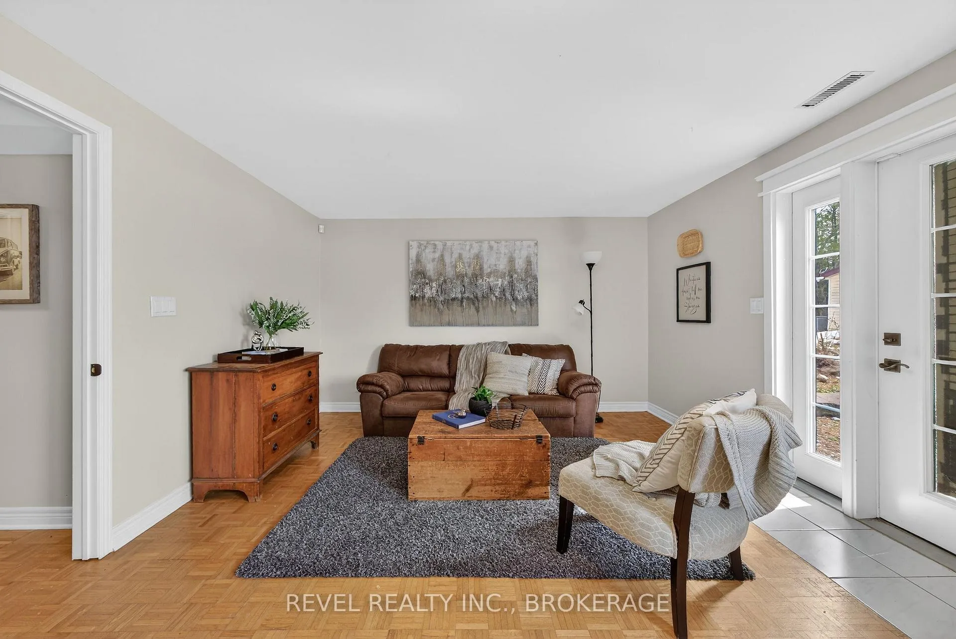 Photo 29 of 2015 Rosedale Drive, Kingston, City North of 401 — HOMEH